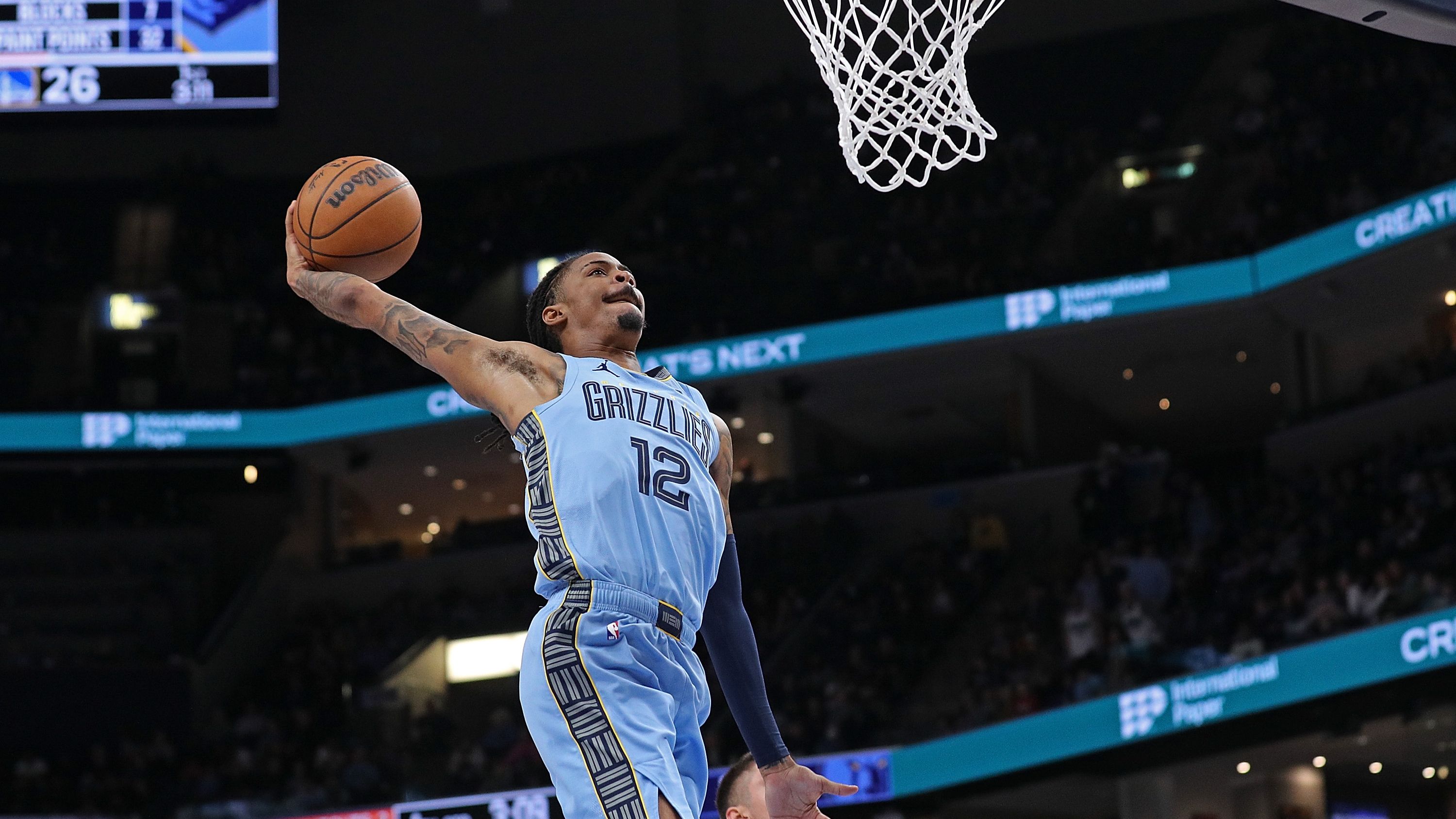 Phoenix Suns v Memphis Grizzlies