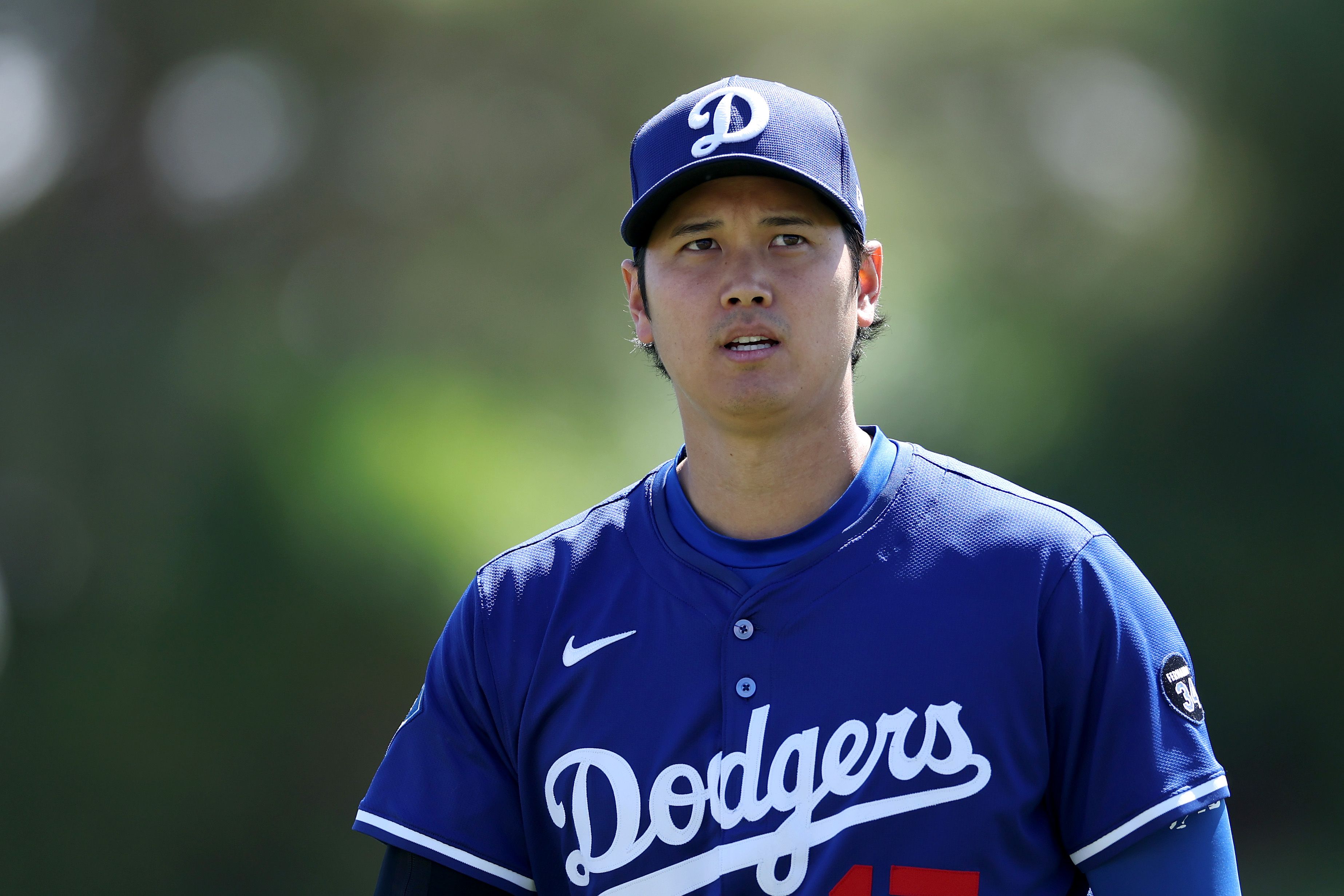 Cleveland Guardians v Los Angeles Dodgers