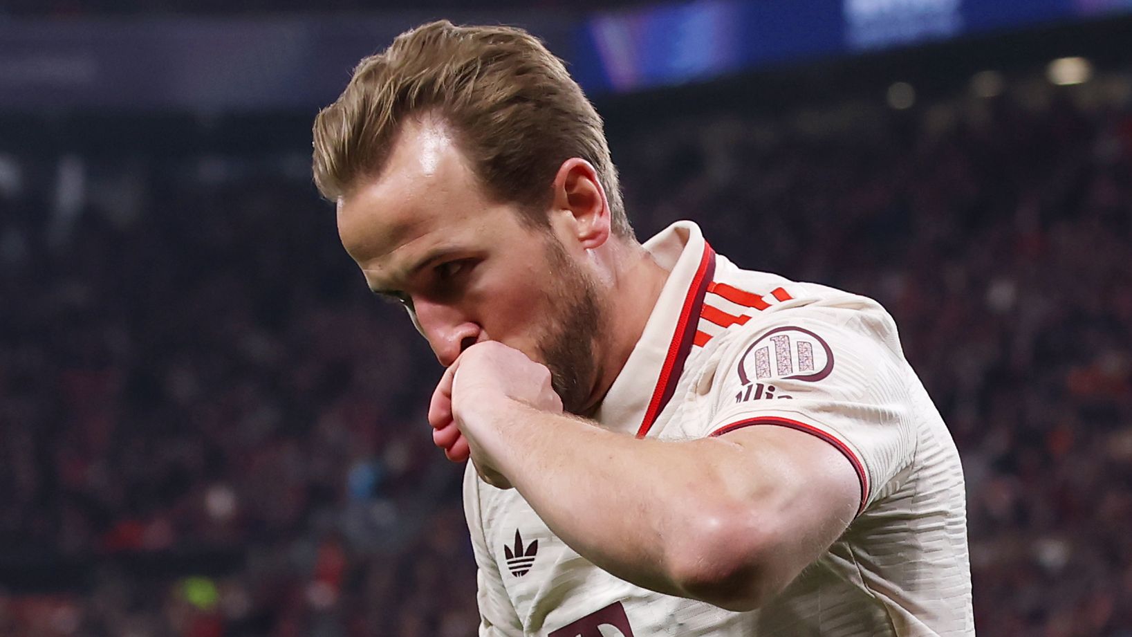 Bayer 04 Leverkusen v FC Bayern München - UEFA Champions League 2024/25 Round of 16 Second Leg