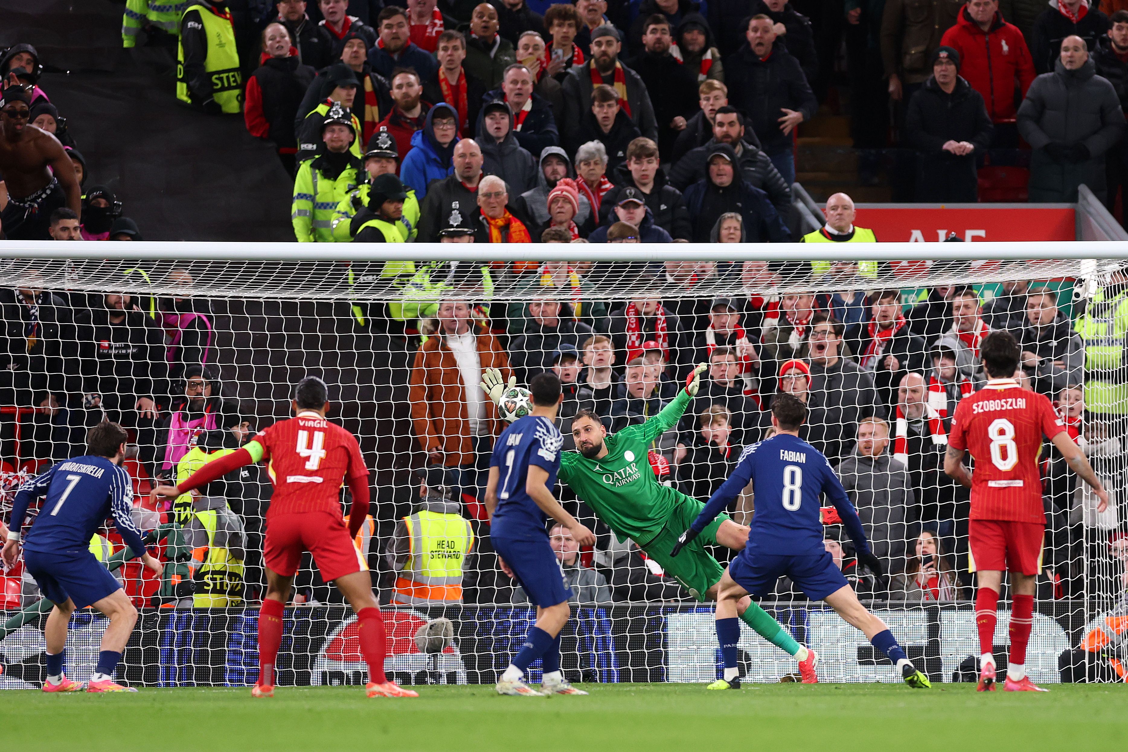 Liverpool FC v Paris Saint-Germain - UEFA Champions League 2024/25 Round of 16 Second Leg