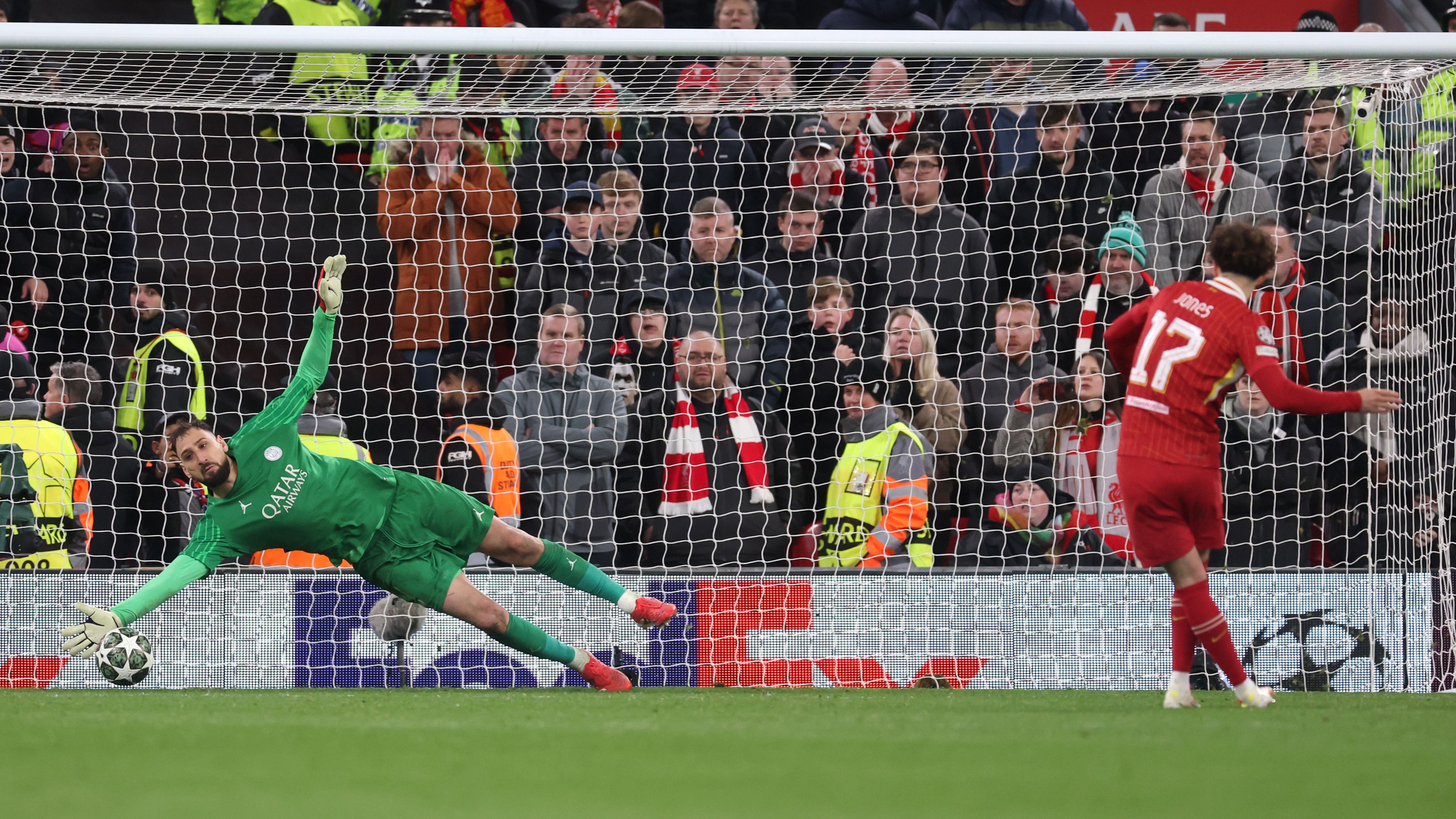 Liverpool FC v Paris Saint-Germain - UEFA Champions League 2024/25 Round of 16 Second Leg