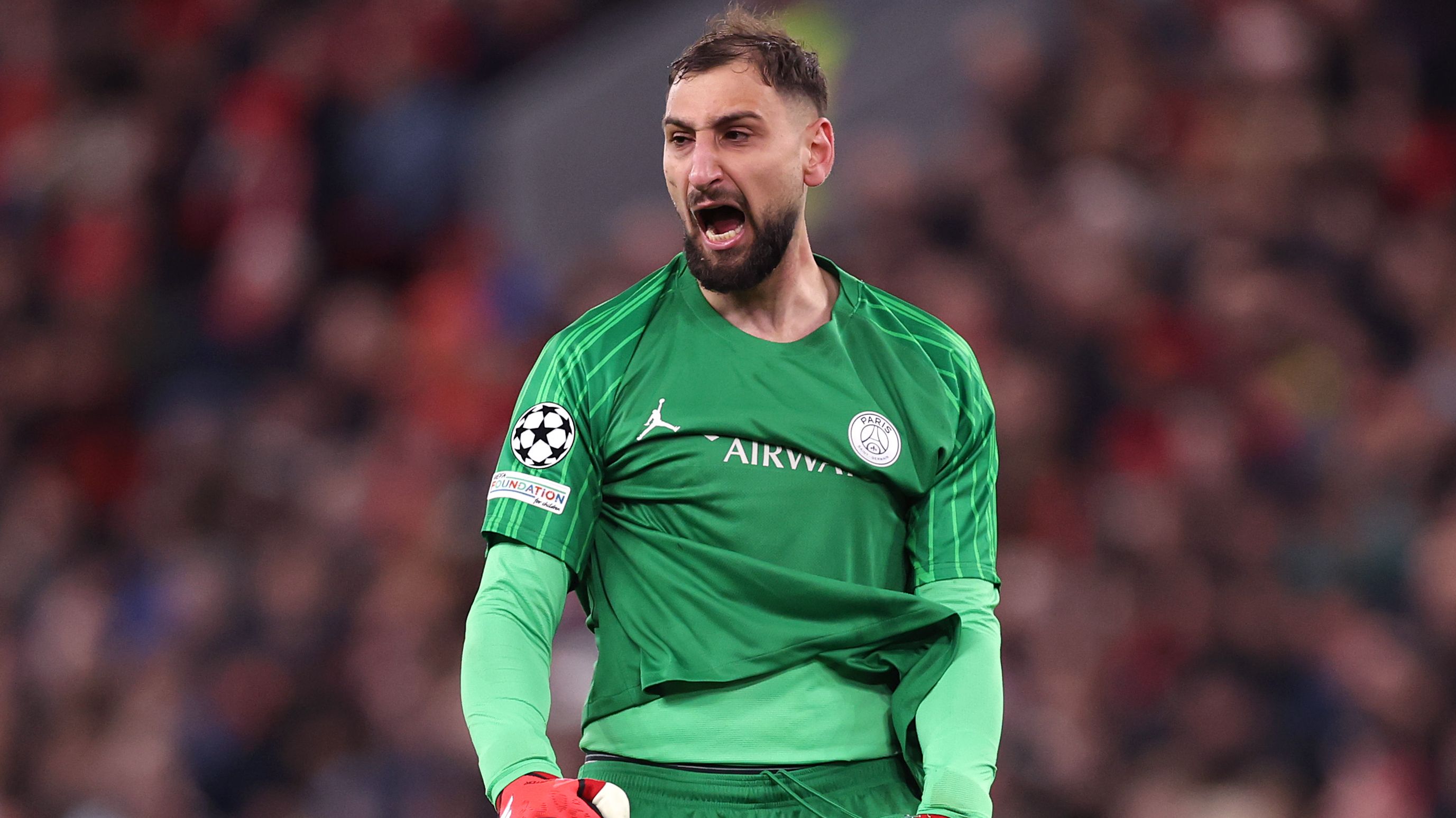 Liverpool FC v Paris Saint-Germain - UEFA Champions League 2024/25 Round of 16 Second Leg