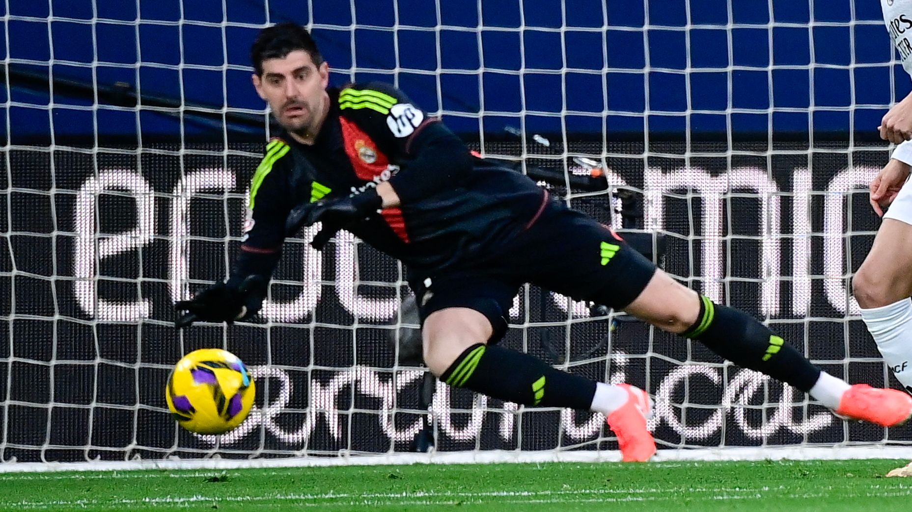 FBL-ESP-LIGA-VILLARREAL-REAL MADRID