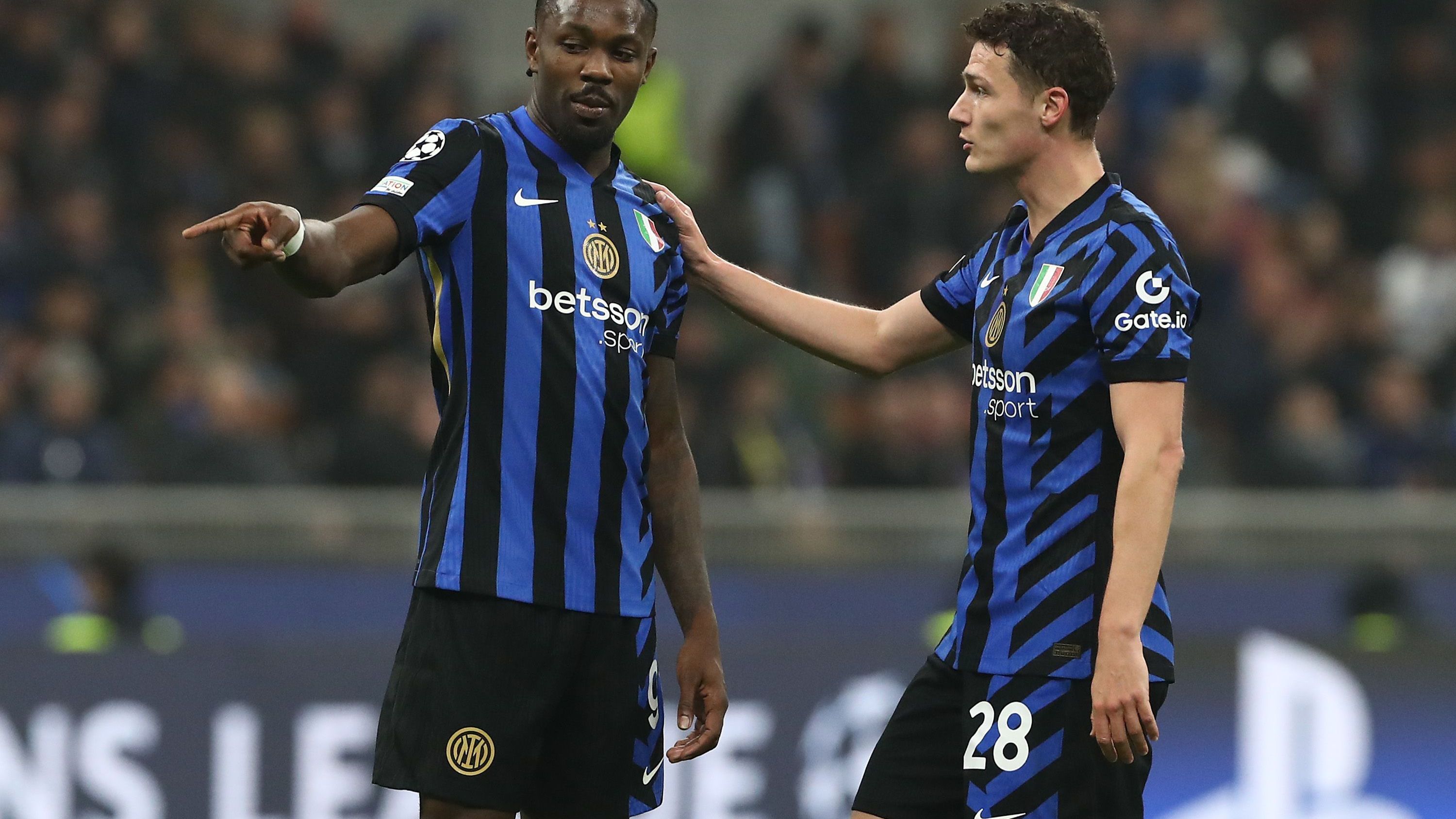 FC Internazionale Milano v Feyenoord - UEFA Champions League 2024/25 Round of 16 Second Leg