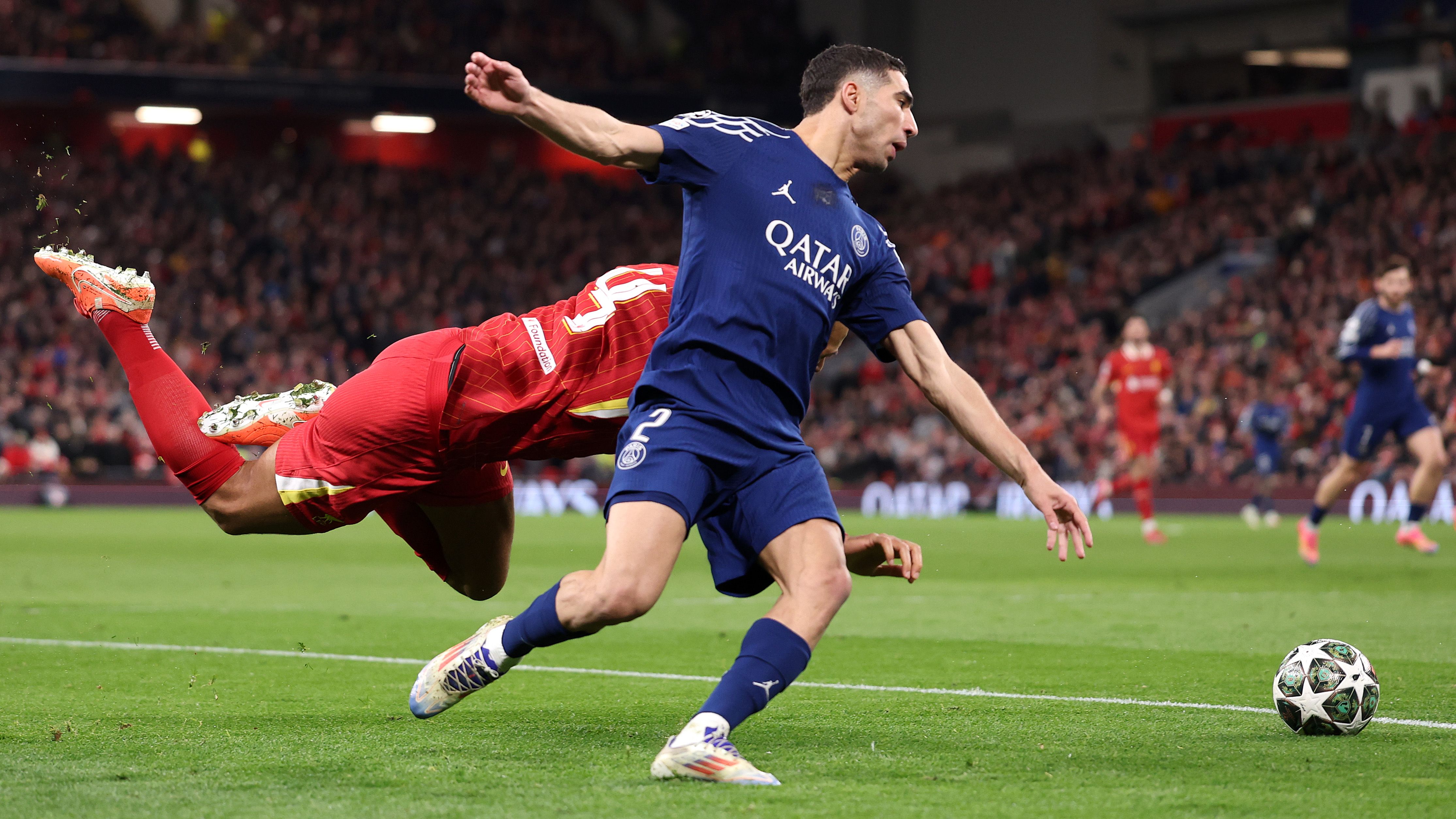 Liverpool FC v Paris Saint-Germain - UEFA Champions League 2024/25 Round of 16 Second Leg