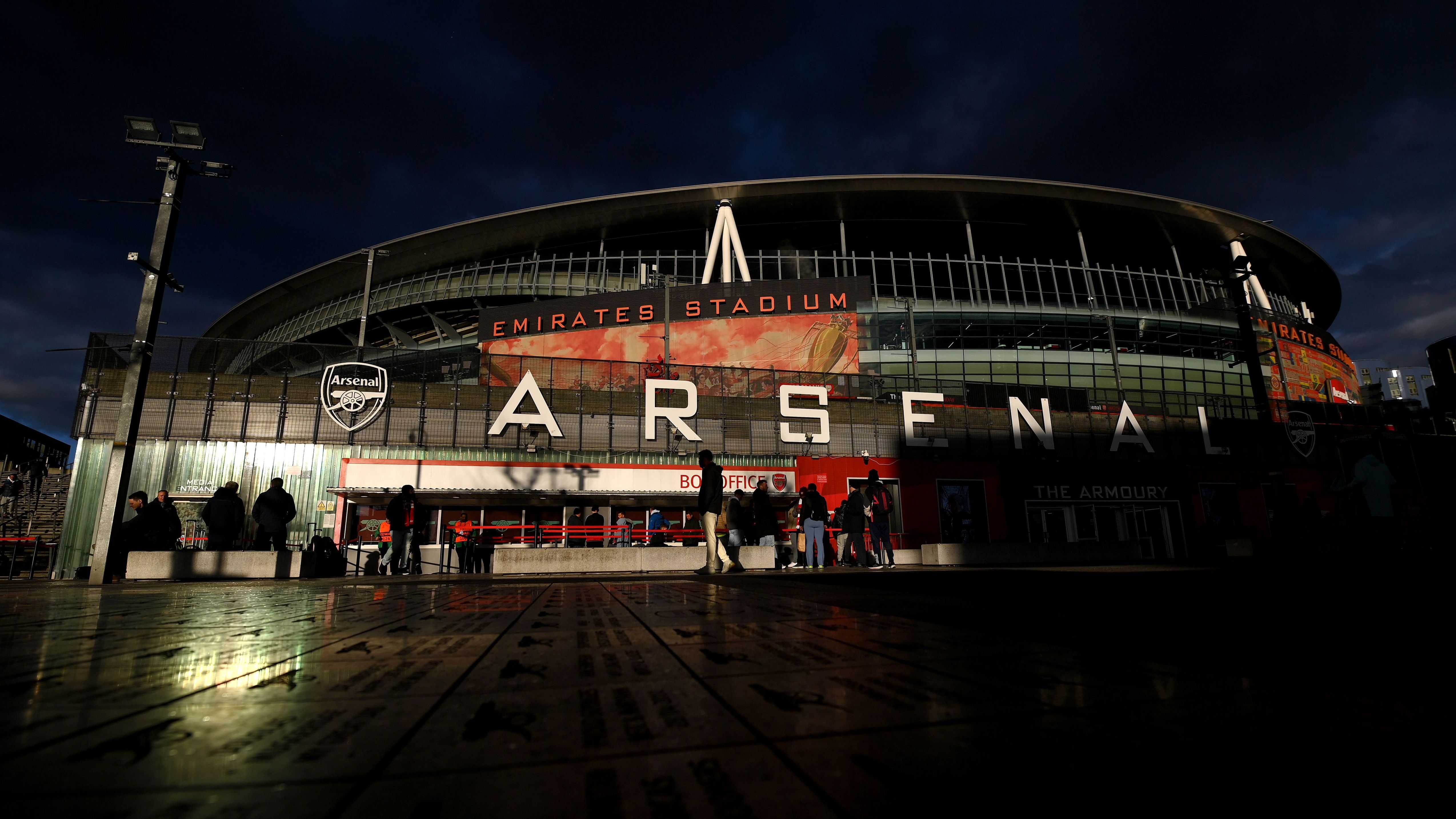 Arsenal FC v PSV Eindhoven - UEFA Champions League 2024/25 Round of 16 Second Leg