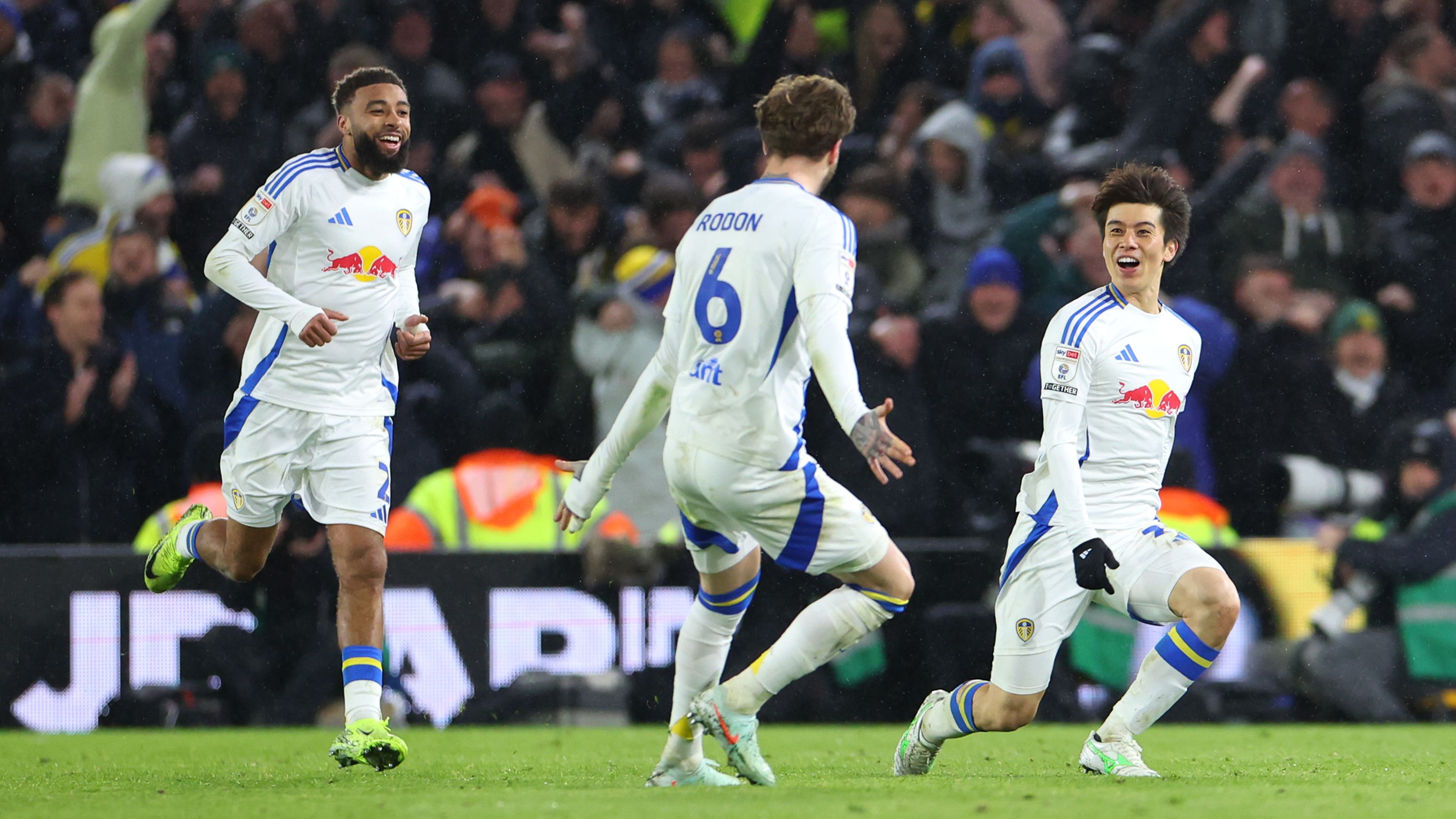 Leeds United FC v Millwall FC - Sky Bet Championship