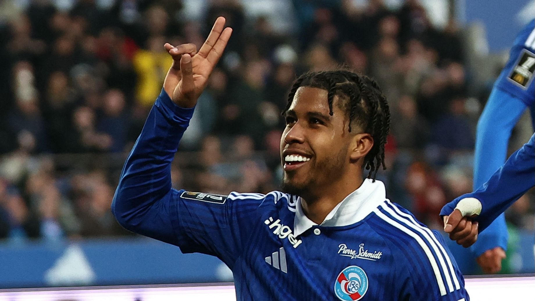 Arsenal and PSG lining up swoops for Chelsea starlet currently shining on loan at Strasbourg | Goal.com UK