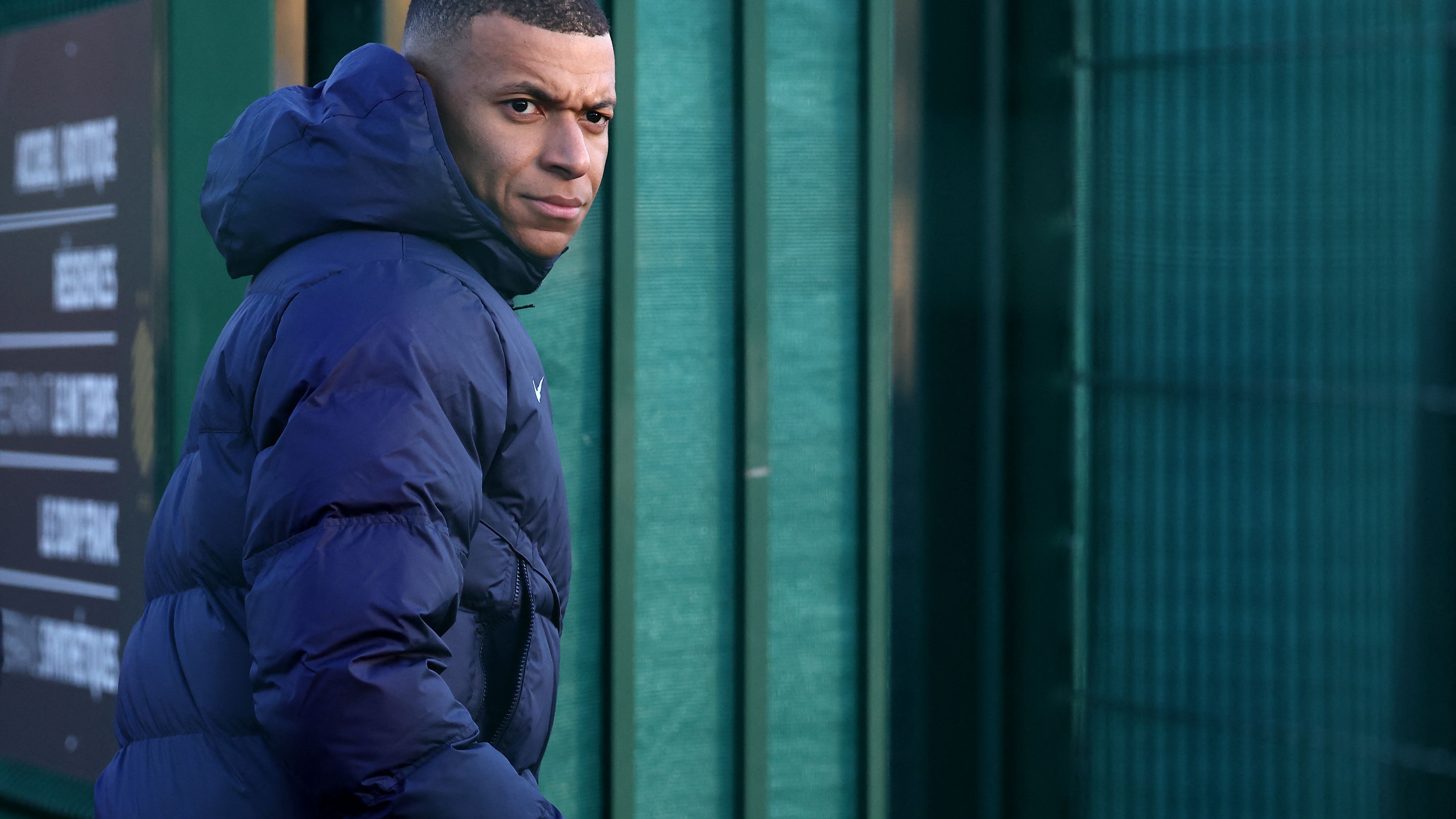 FBL-EUR-NATIONS-FRA-TRAINING