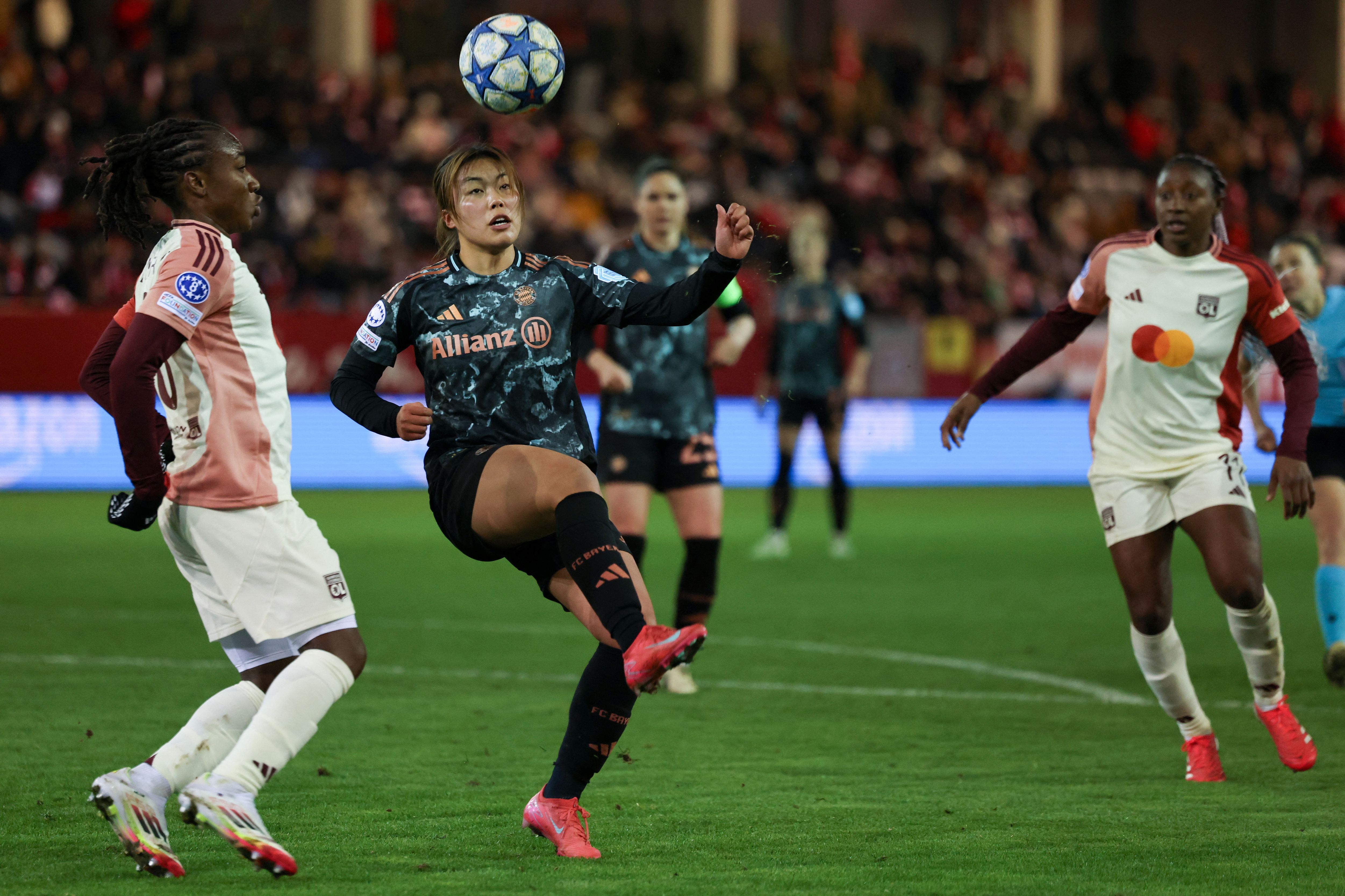 FBL-EUR-C1-WOMEN-BAYERN MUNICH-LYON