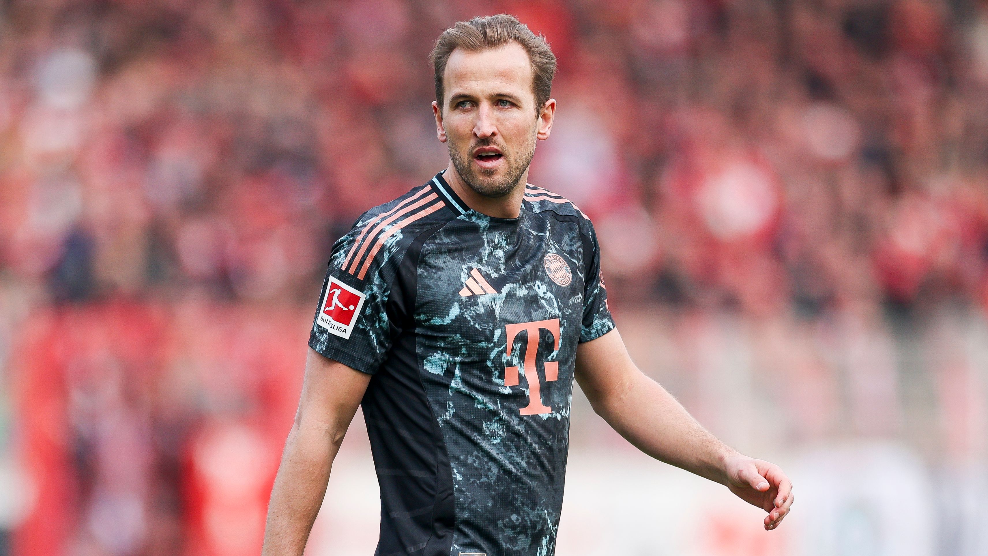 Bayern Munich's Harry Kane 'seriously considering' Premier League return this summer with shock club mooted as 'favourites' for sensational transfer ahead of Tottenham | Goal.com UK