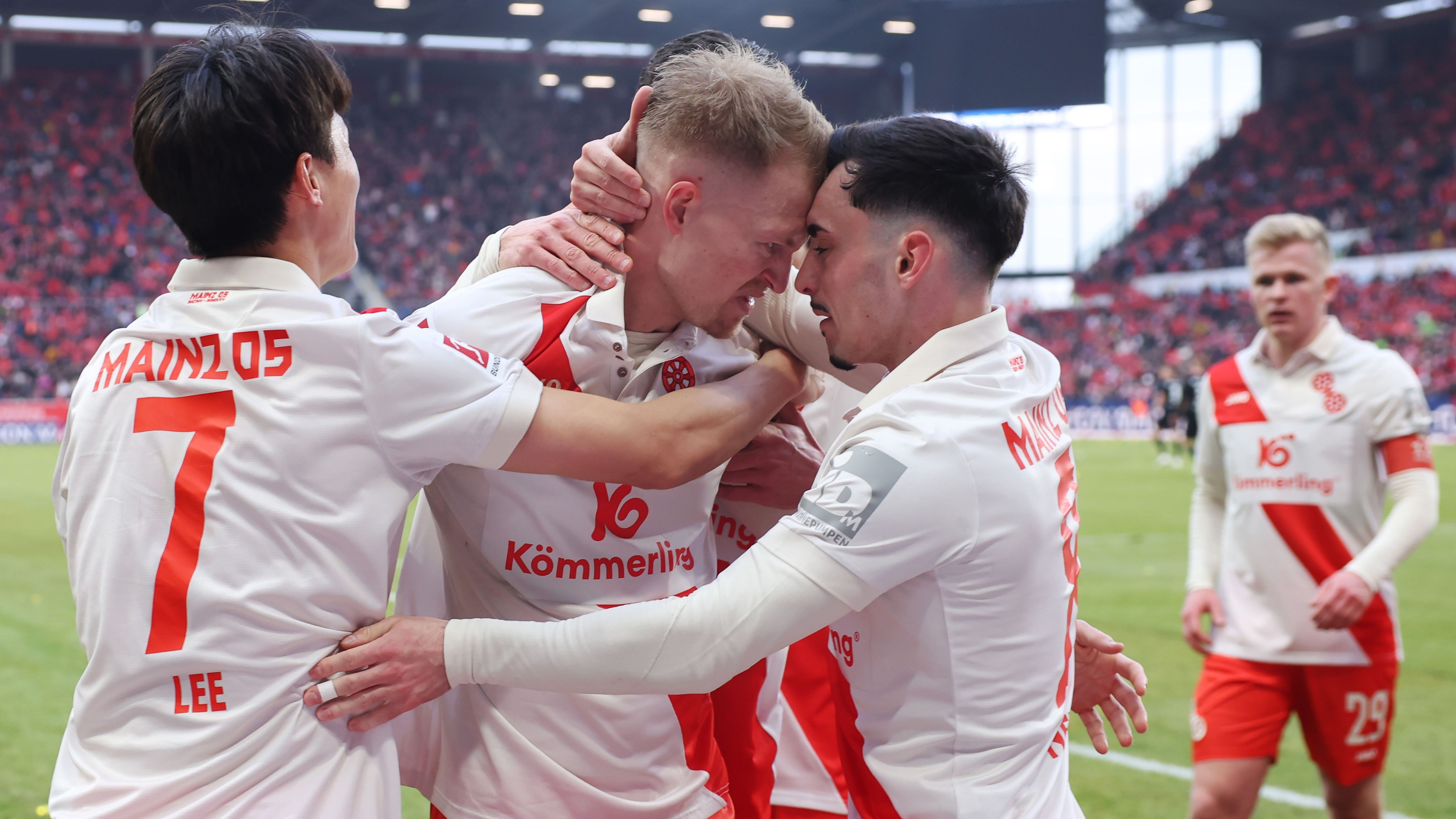 1. FSV Mainz 05 v Sport-Club Freiburg - Bundesliga