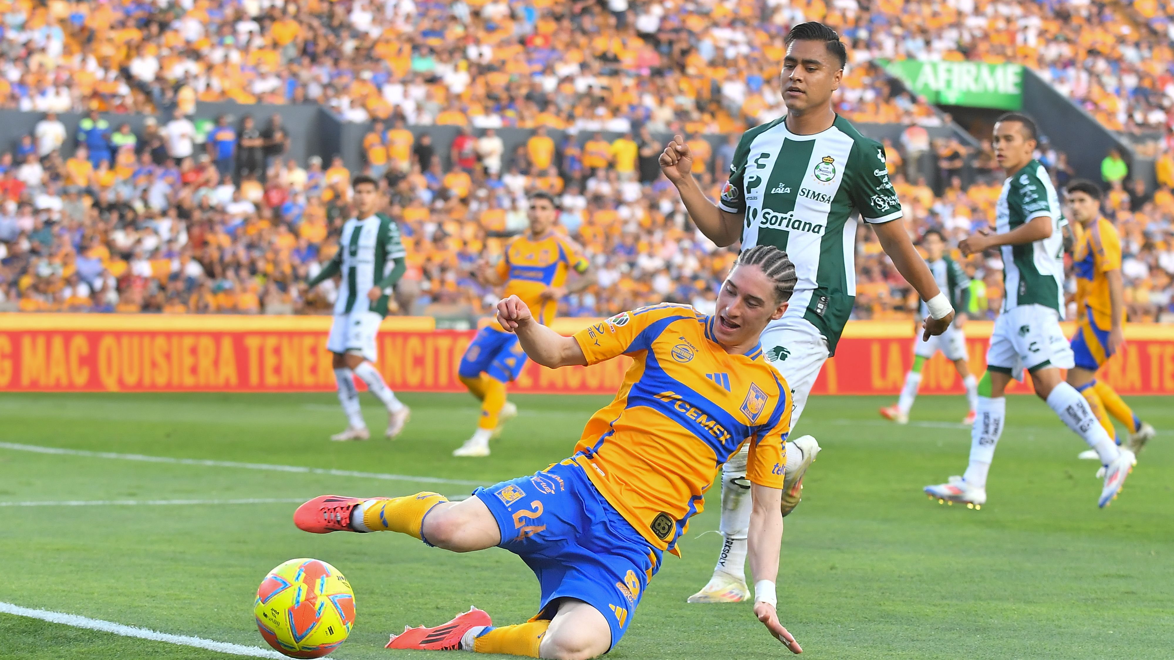 Tigres UANL v Santos Laguna - Torneo Clausura 2025 Liga MX