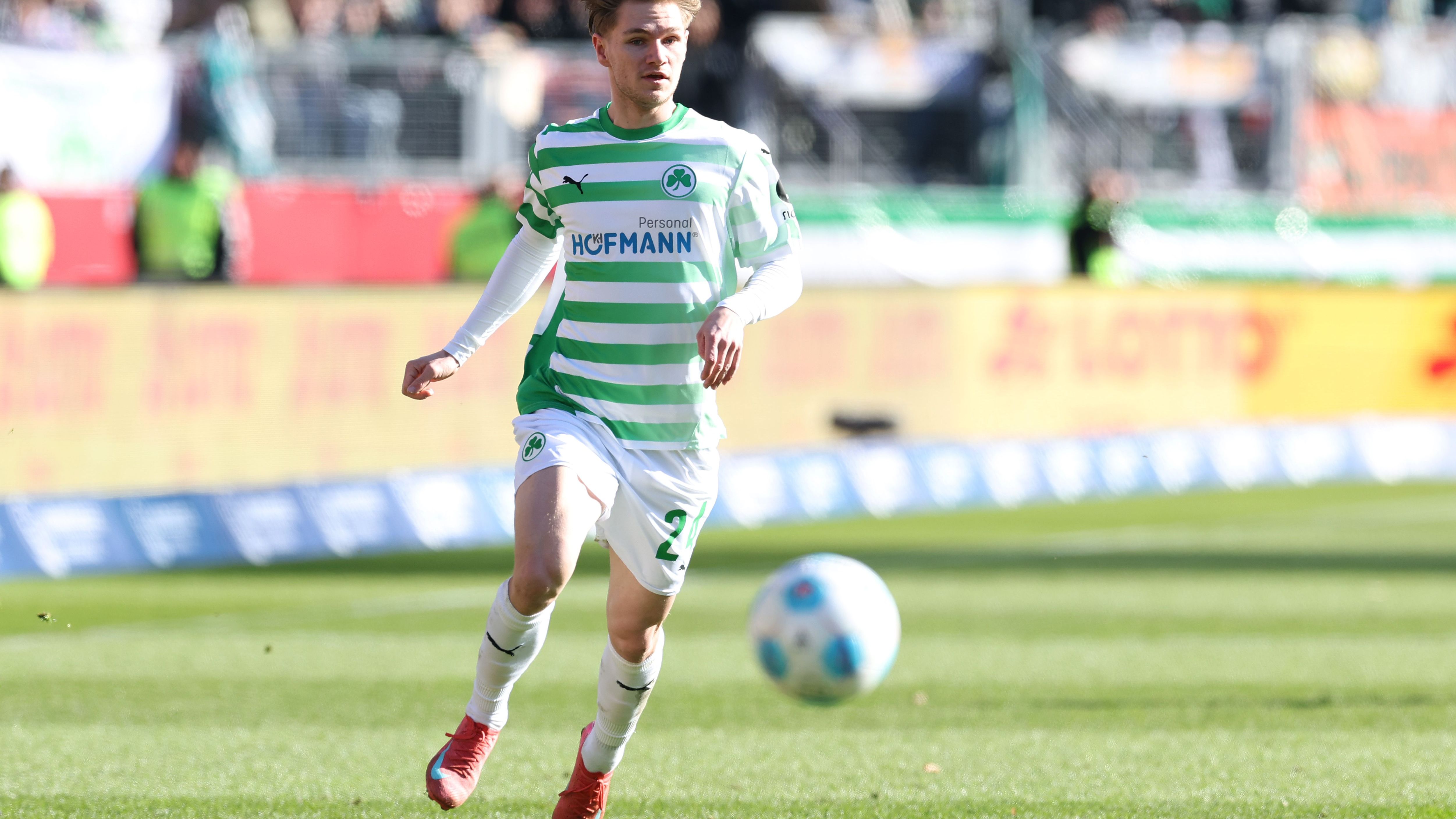 1. FC Nürnberg v SpVgg Greuther Fürth 1903 - Second Bundesliga