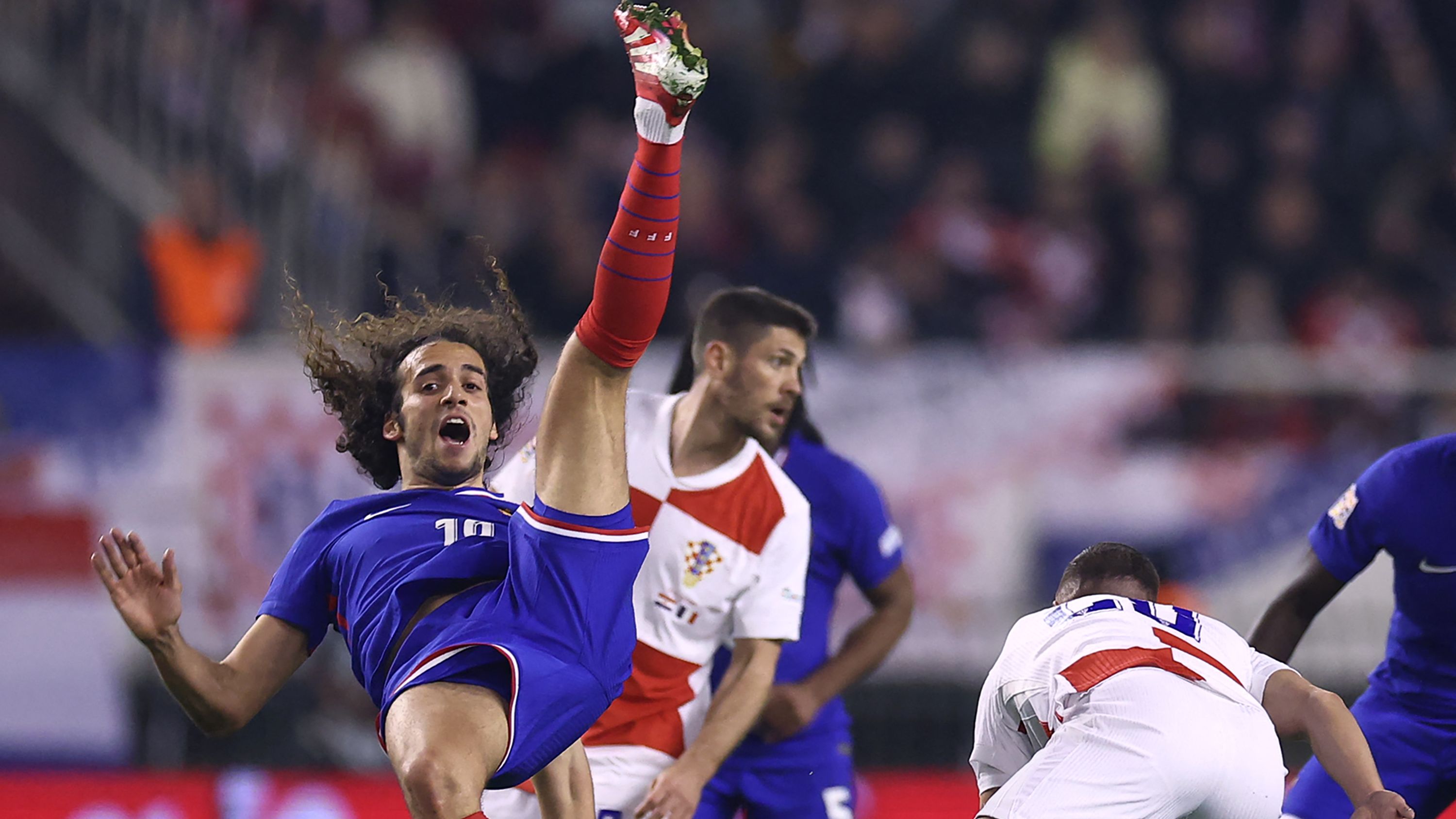 TOPSHOT-FBL-EUR-NATIONS-CRO-FRA