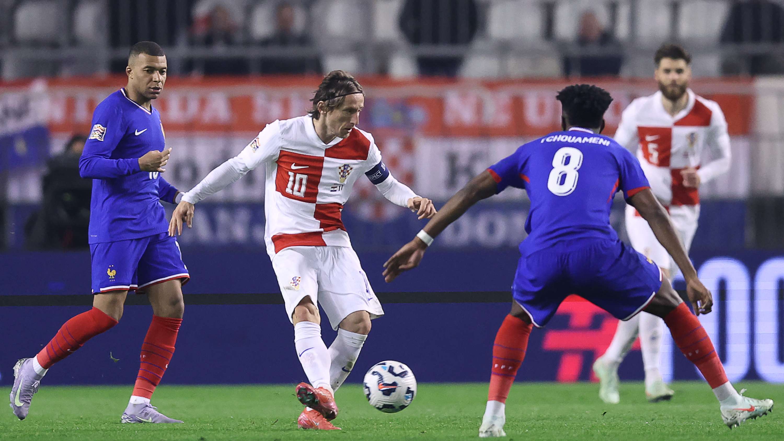 FBL-EUR-NATIONS-CRO-FRA