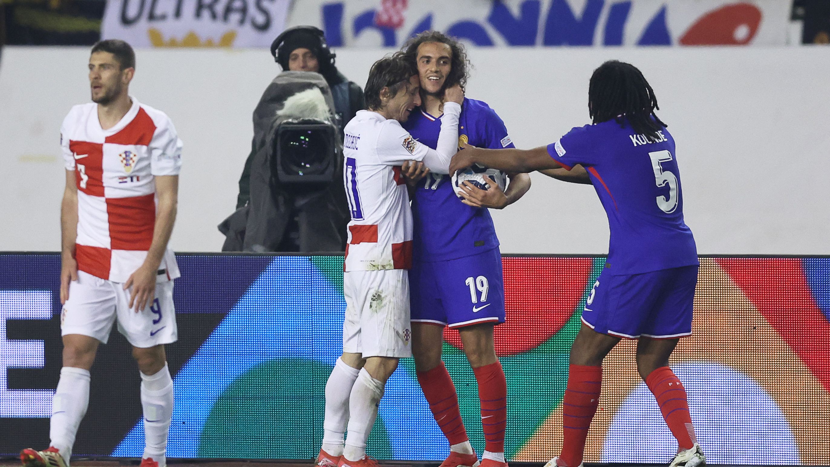 FBL-EUR-NATIONS-CRO-FRA