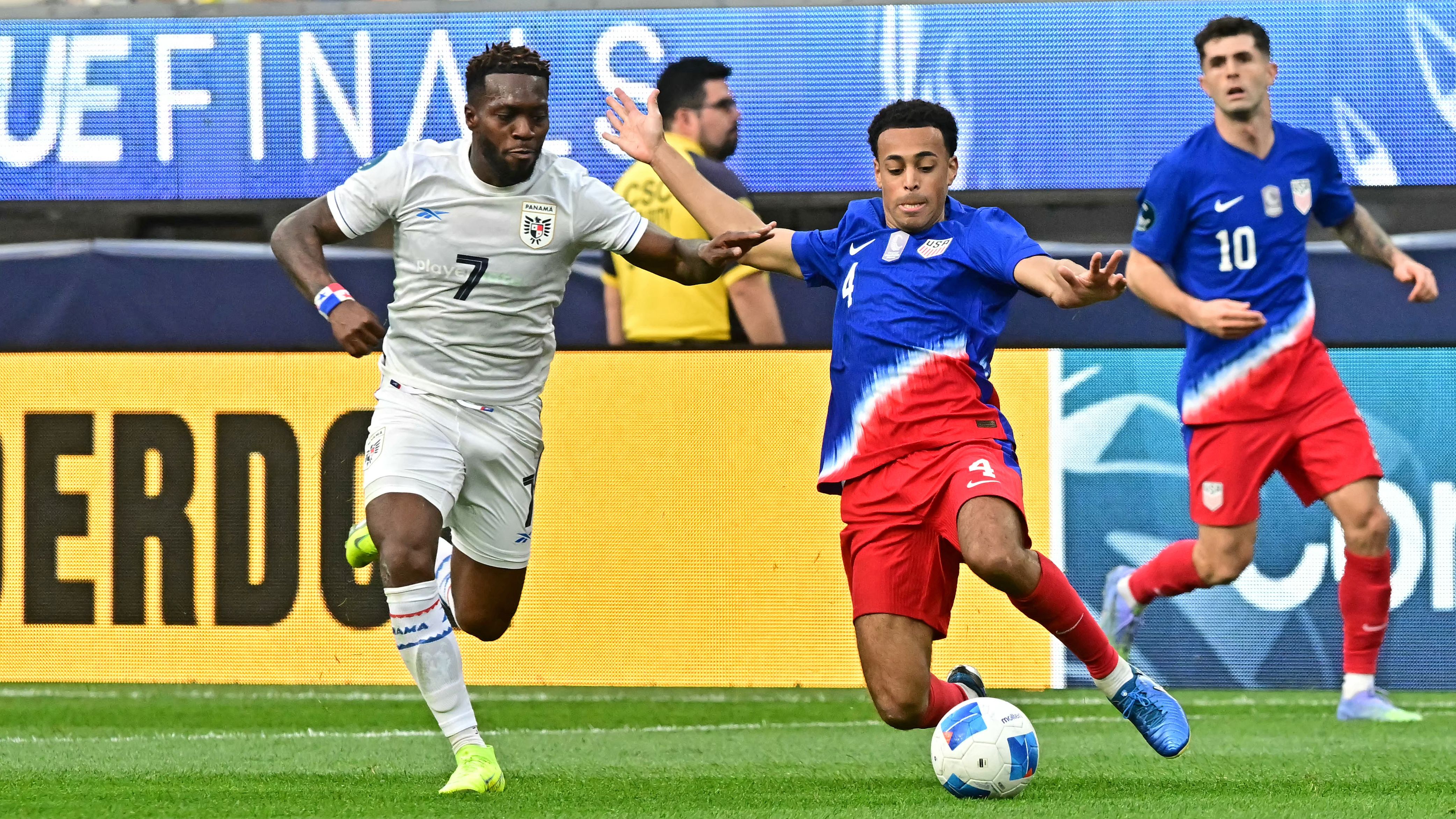 FBL-CONCACAF-NATIONS-USA-PAN