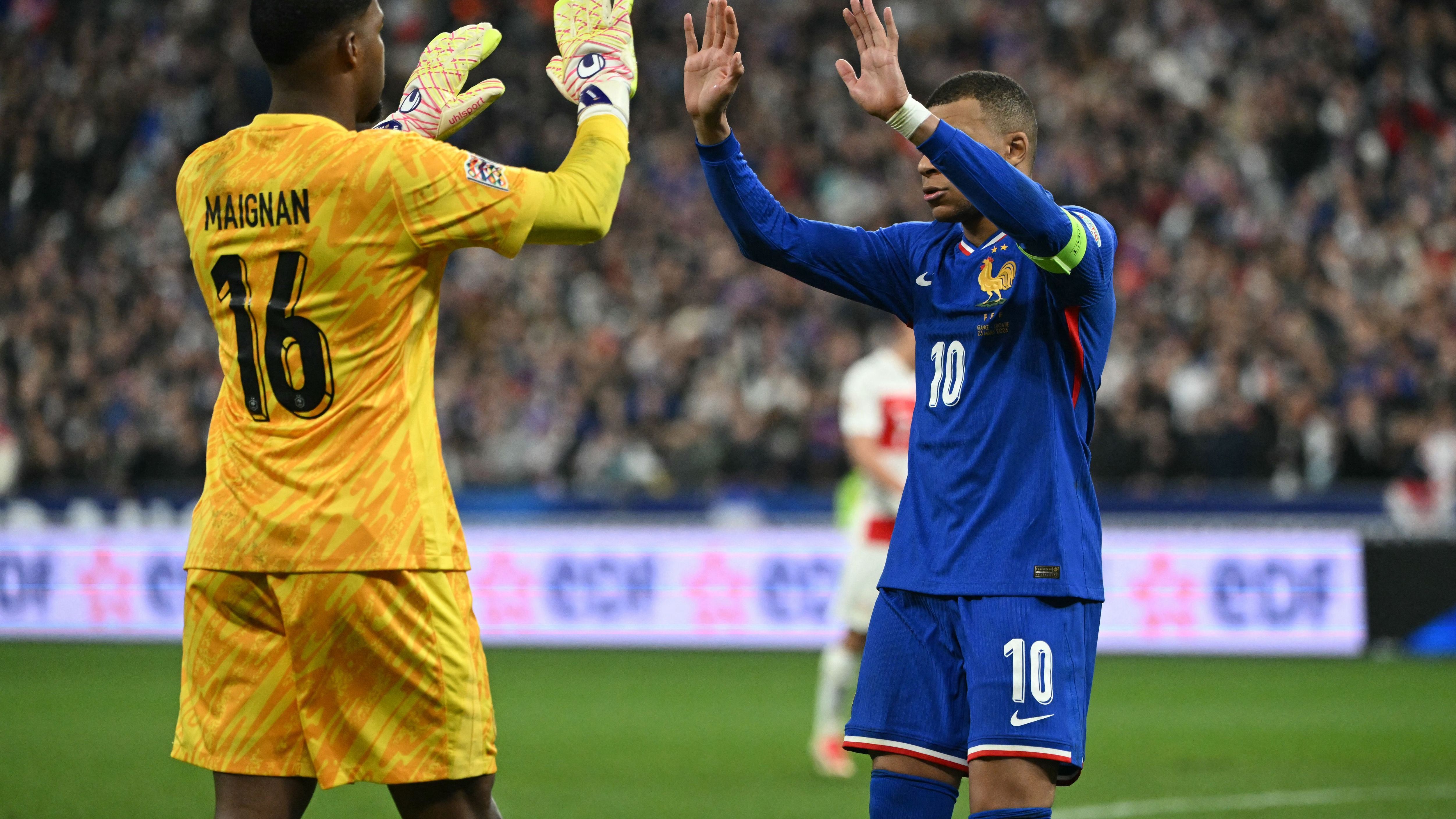 FBL-EUR-NATIONS-FRA-CRO