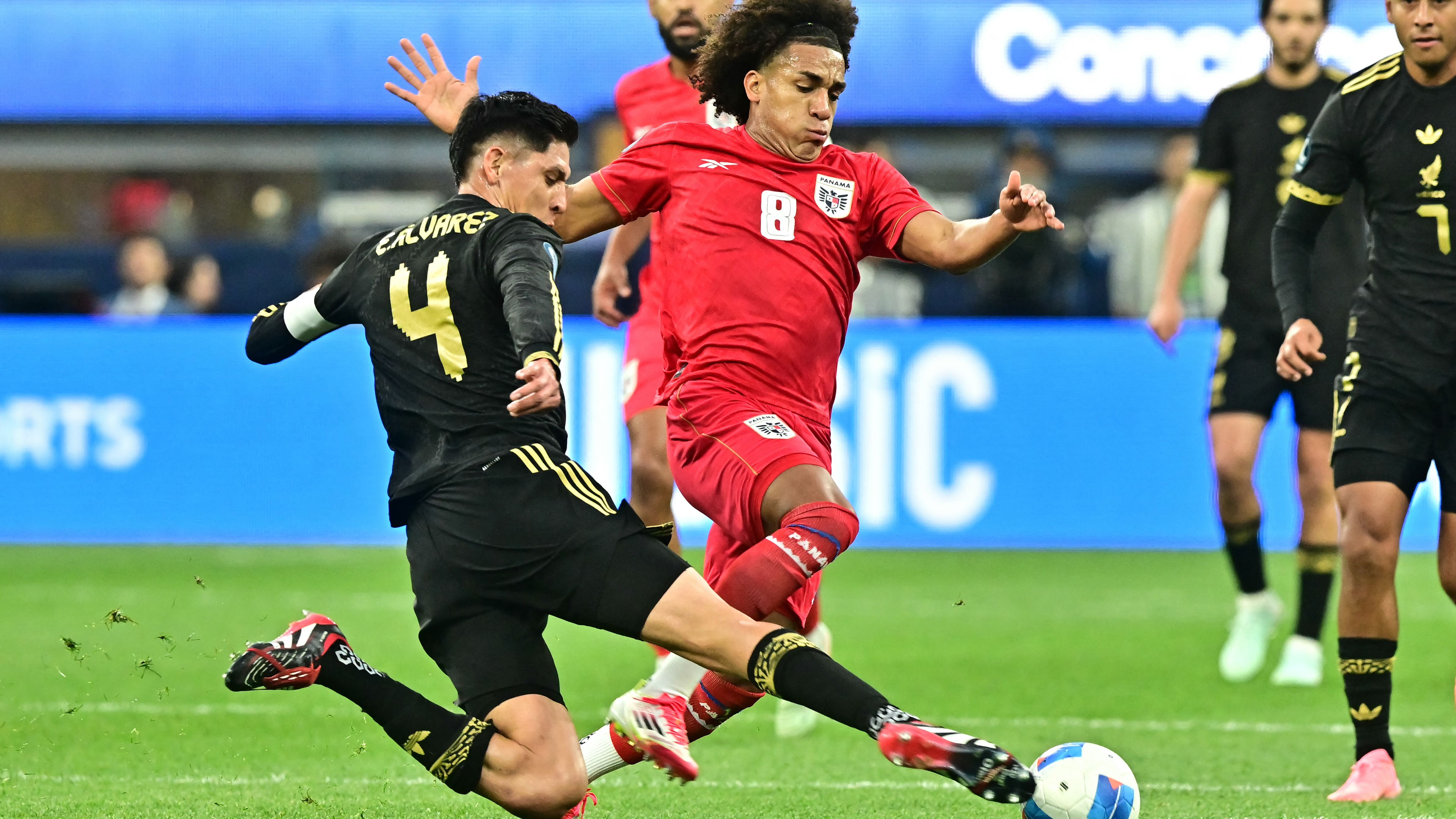 FBL-CONCACAF-NATIONS-MEX-PAN