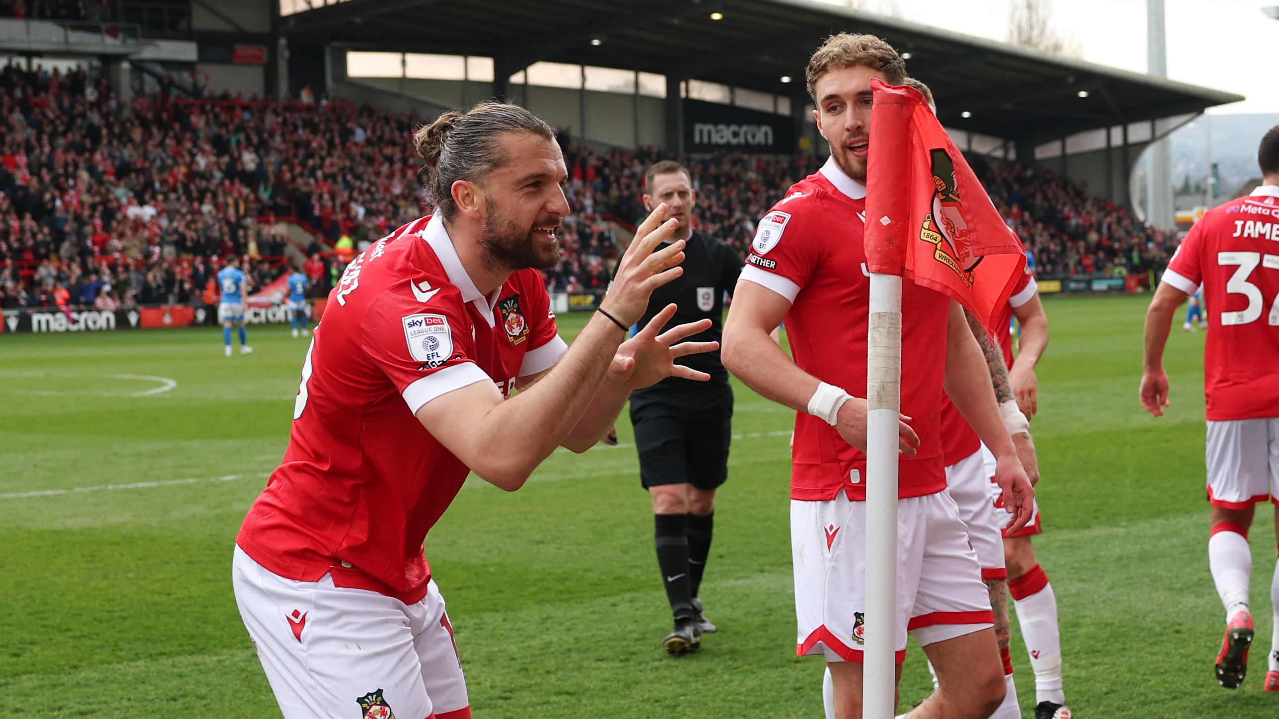 Wrexham march on! Jay Rodriguez and Ollie Rathbone hand Phil Parkinson's side comfortable win over Exeter as Welsh side further boost automatic promotion hopes | Goal.com UK