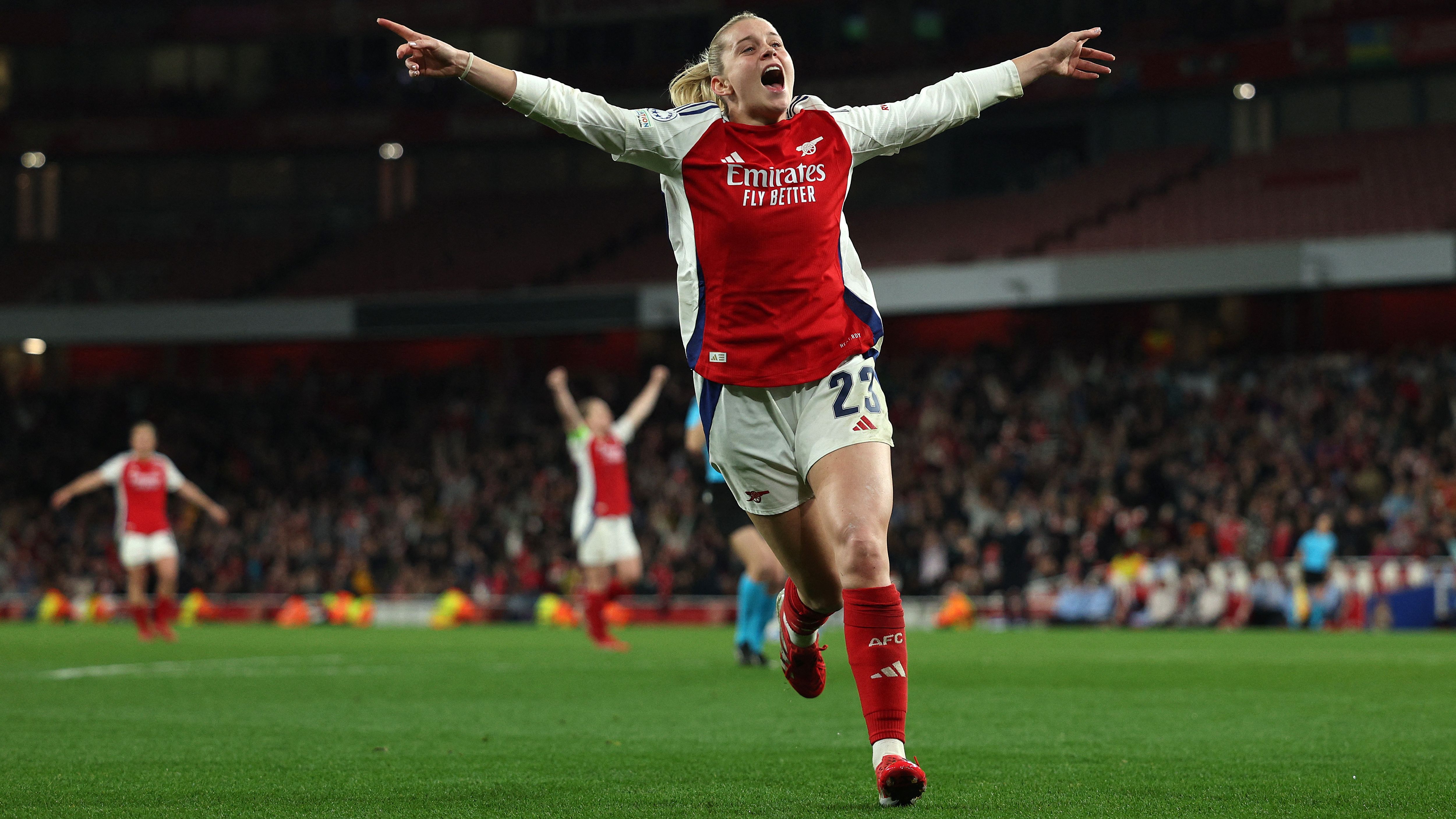 FBL-EUR-C1-WOMEN-ARSENAL-REAL MADRID