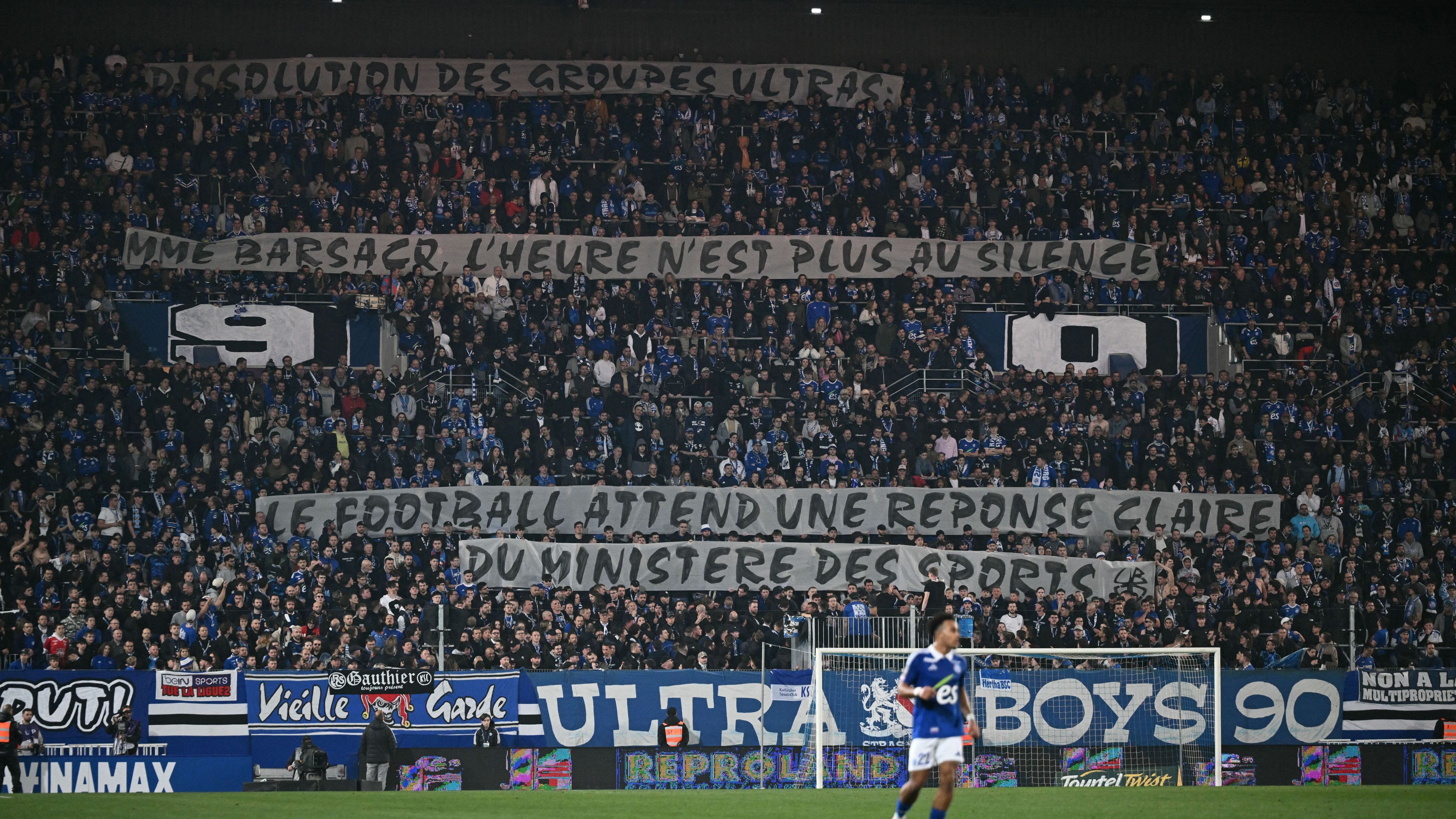 FBL-FRA-LIGUE1-STRASBOURG-LYON