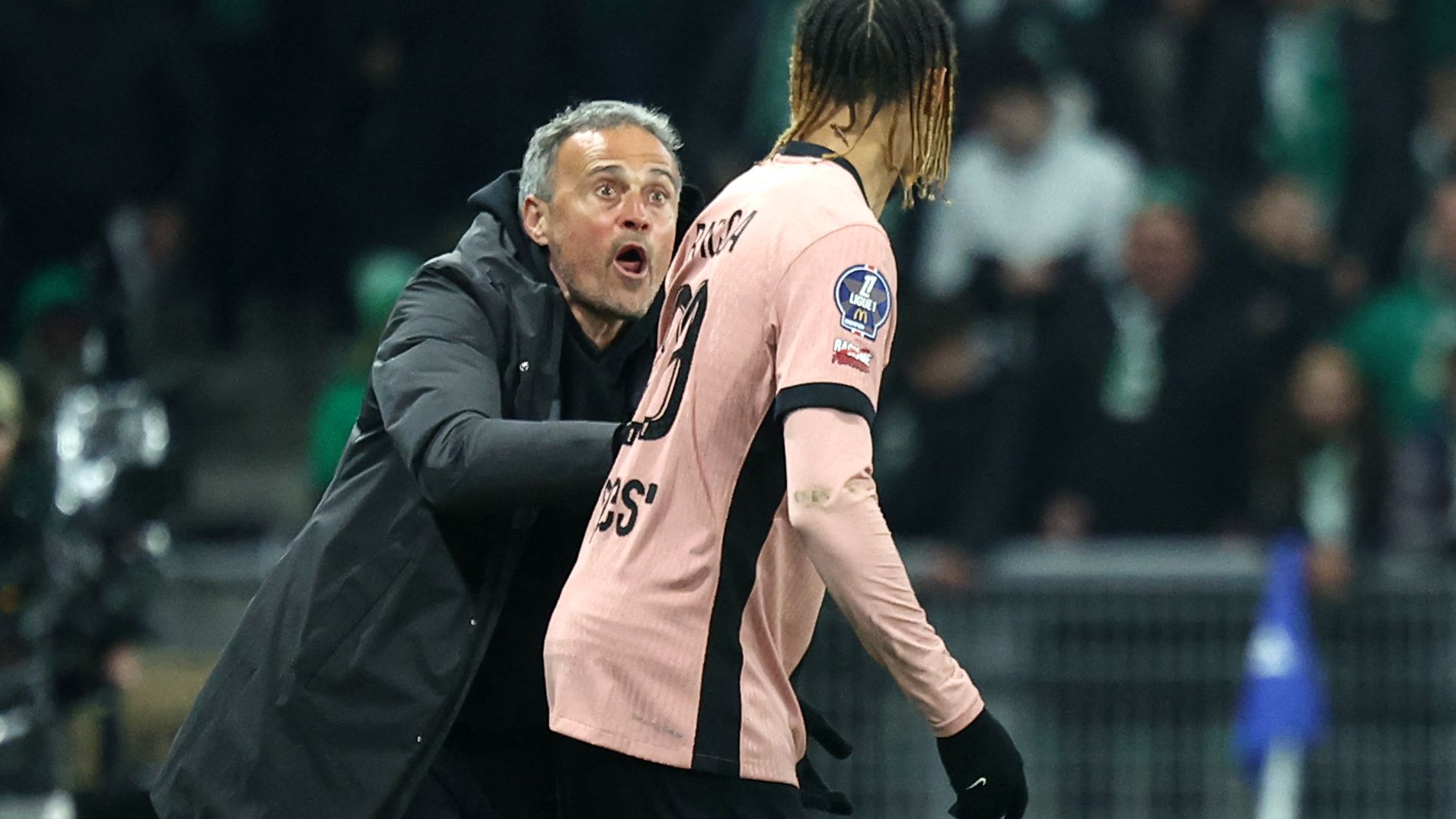 FBL-FRA-LIGUE1-SAINT-ETIENNE-PSG