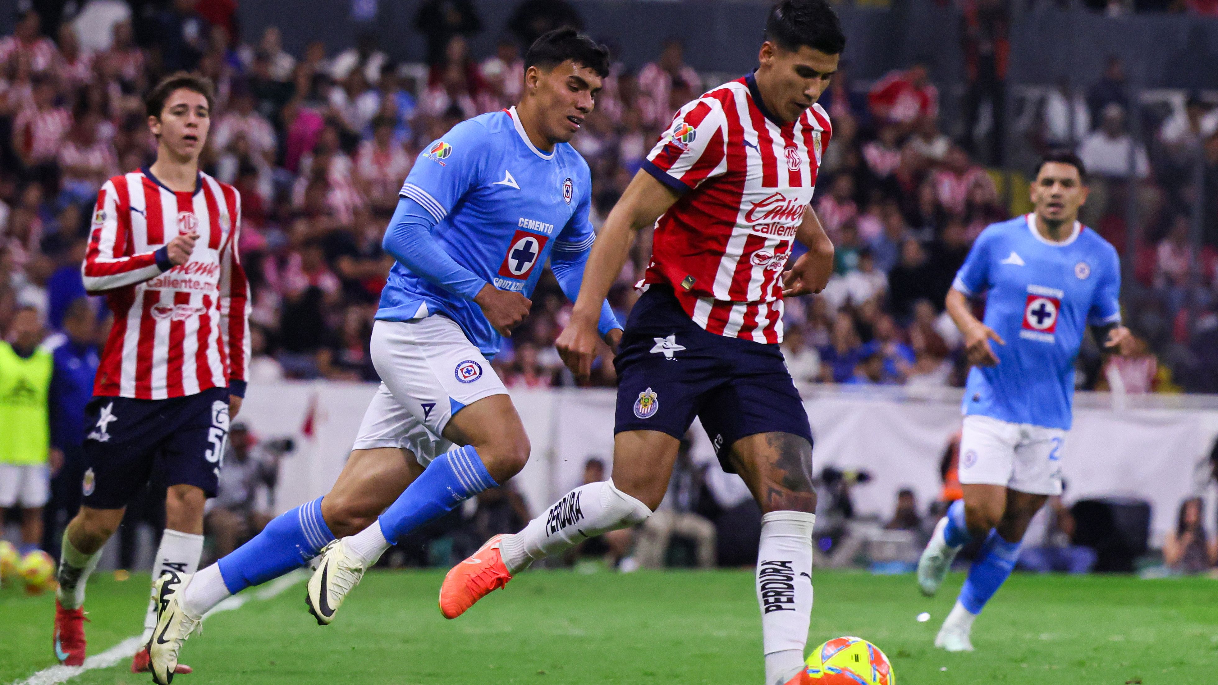 Chivas v Cruz Azul - Torneo Clausura 2025 Liga MX