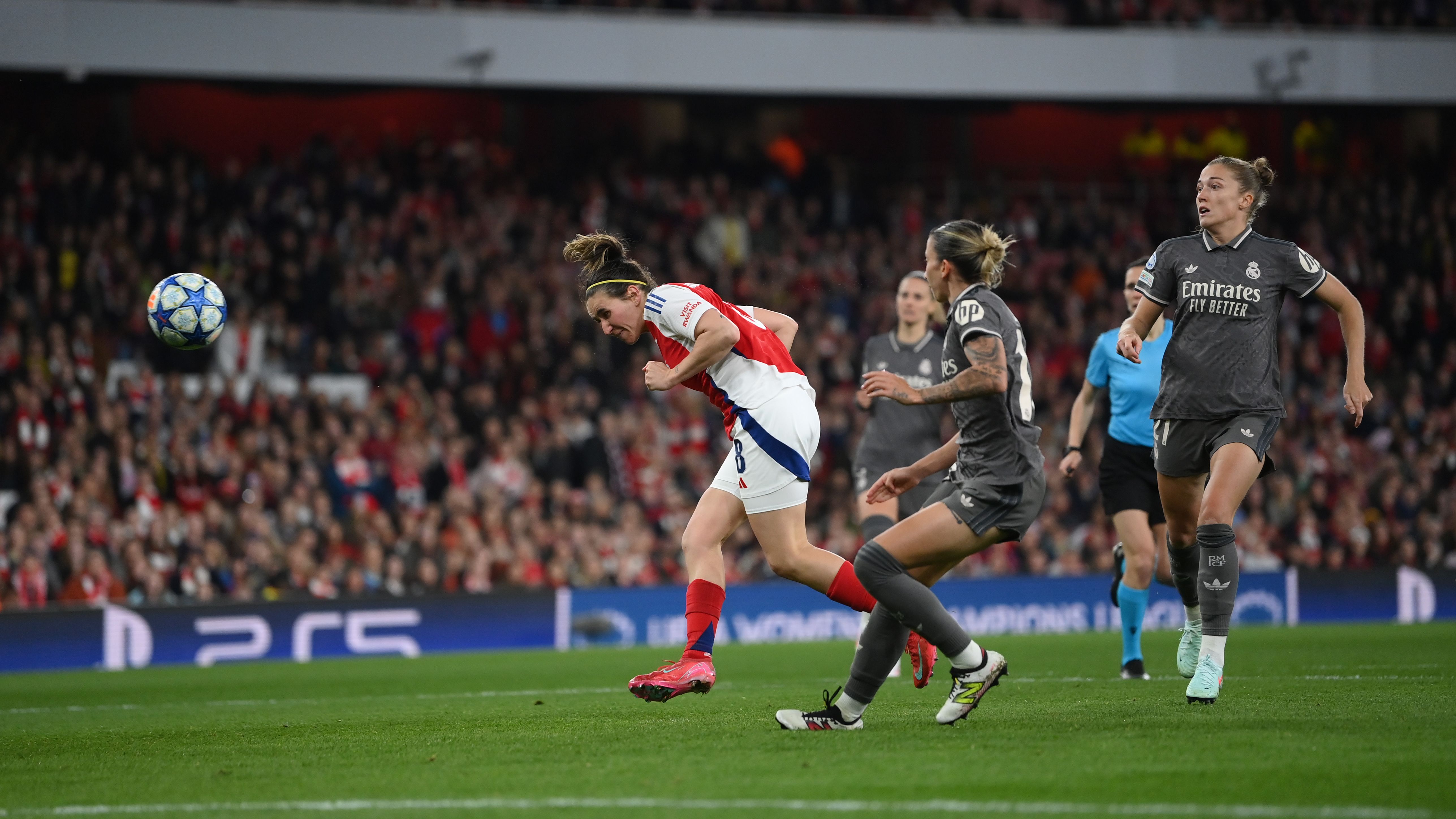 Arsenal FC v Real Madrid CF - UEFA Women's Champions League Quarter Finals Second Leg
