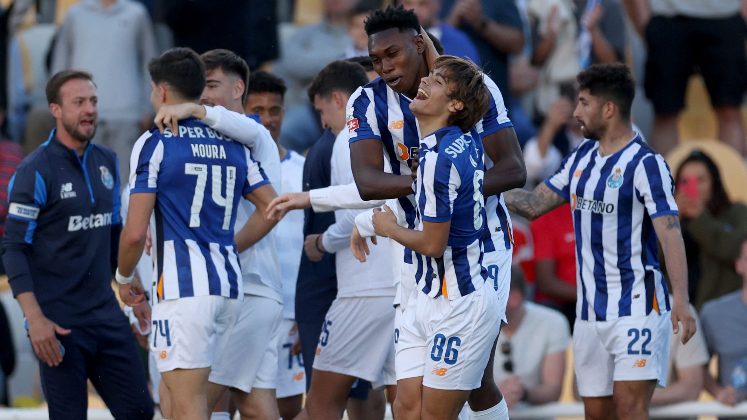 FBL-POR-LIGA-ESTORIL-PORTO