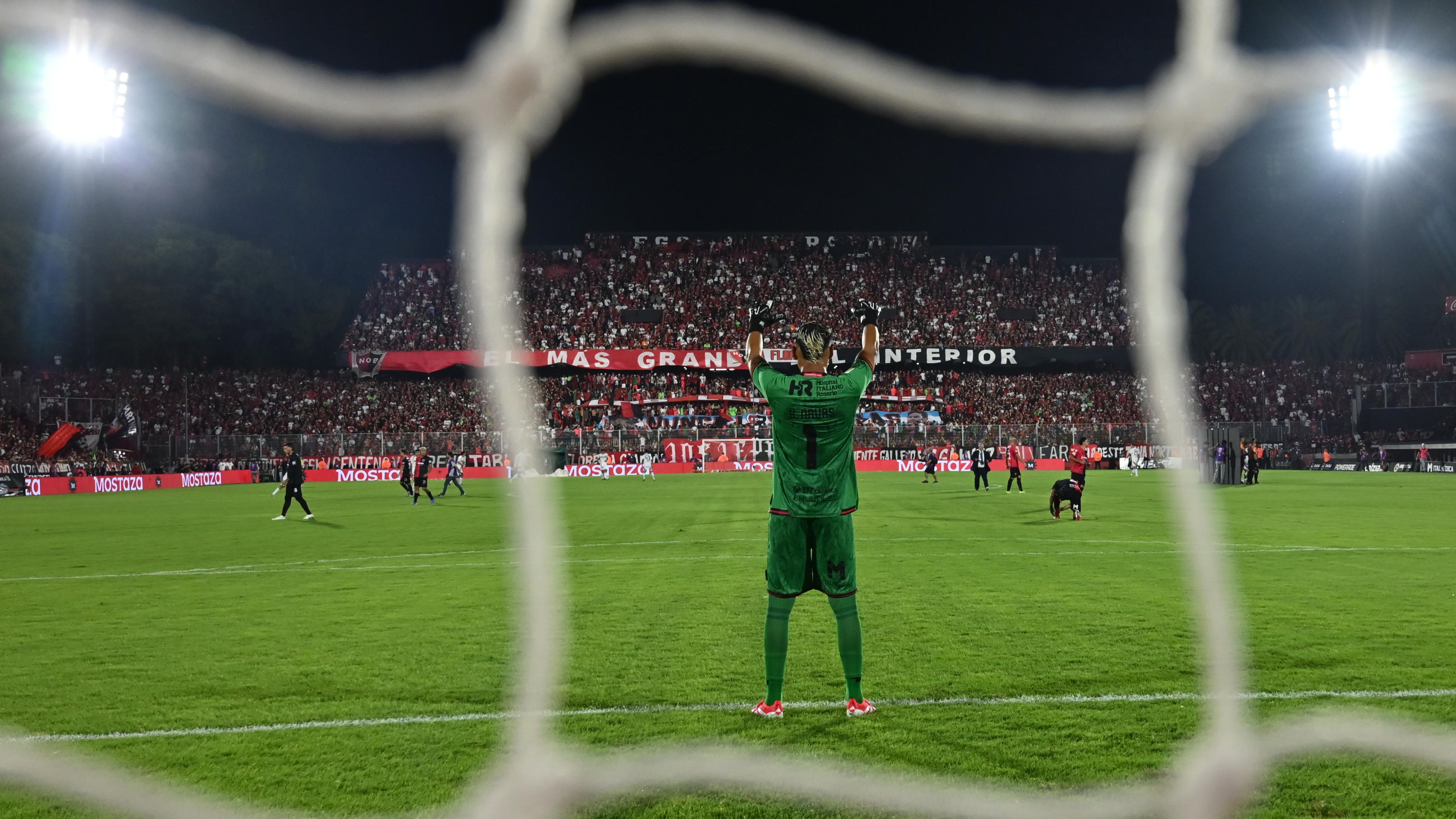 Newell's Old Boys v Boca Juniors - Torneo Apertura Betano 2025