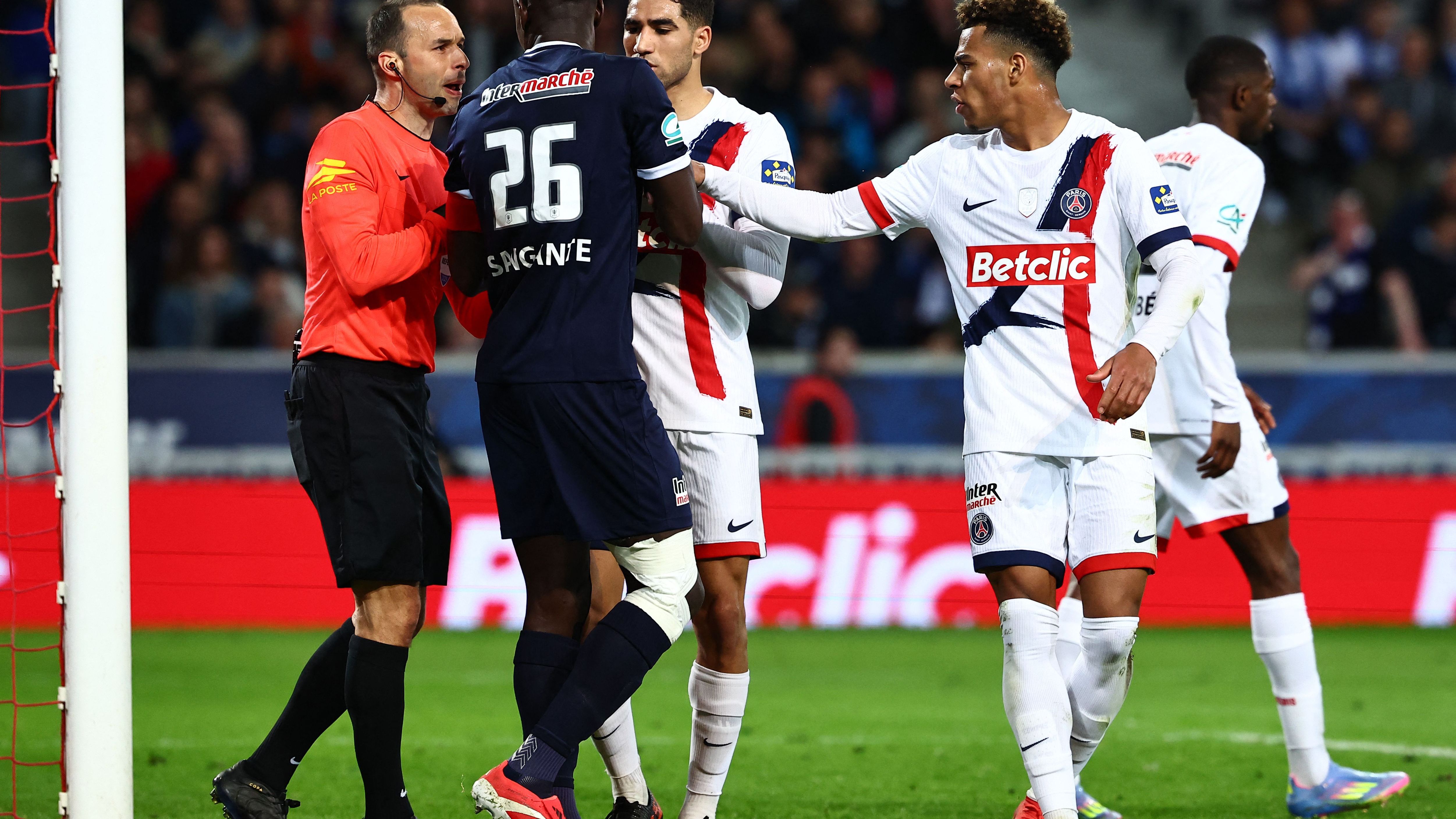 FBL-FRA-CUP-DUNKIRK-PSG