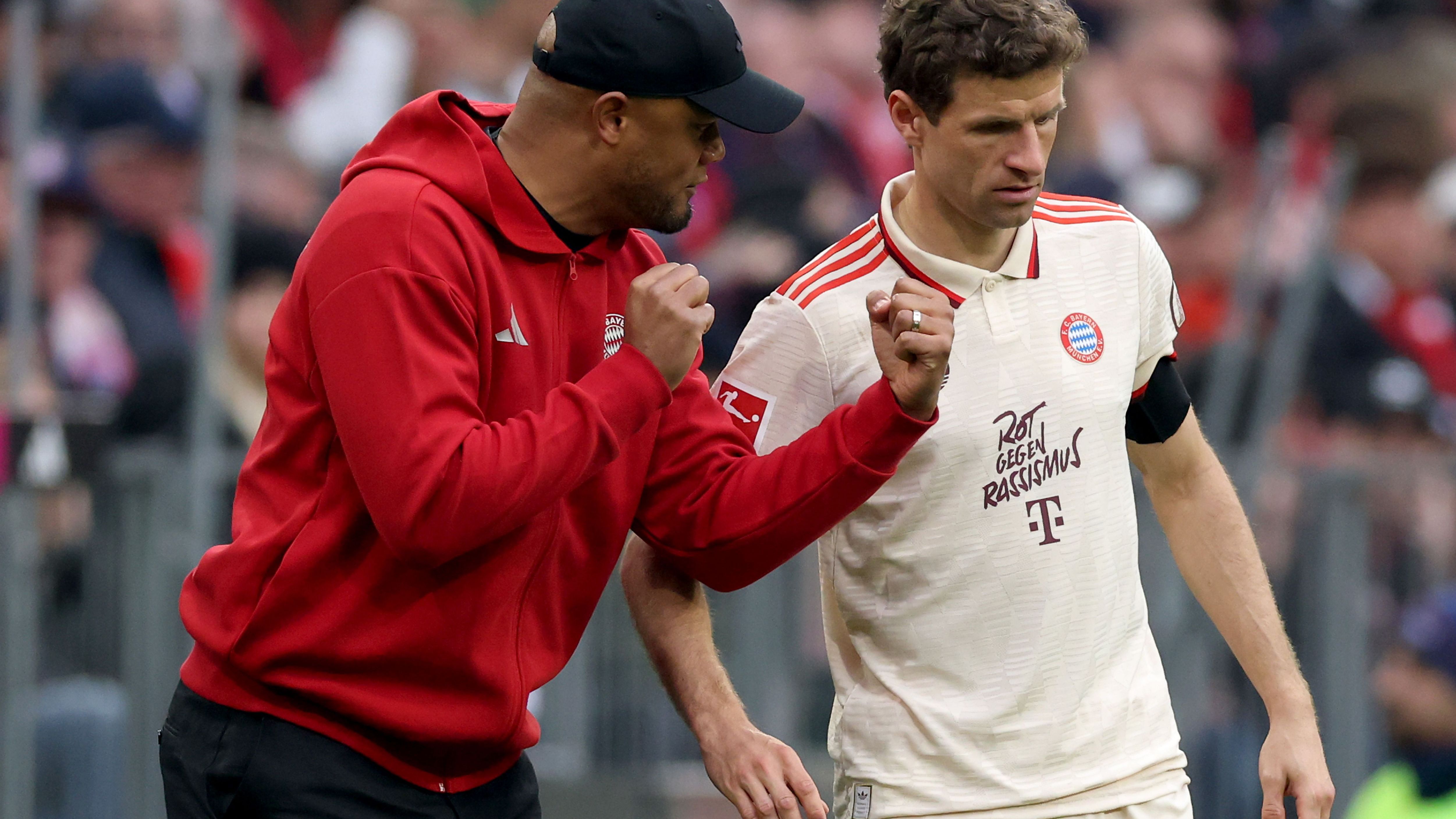 FC Bayern München v FC St. Pauli 1910 - Bundesliga