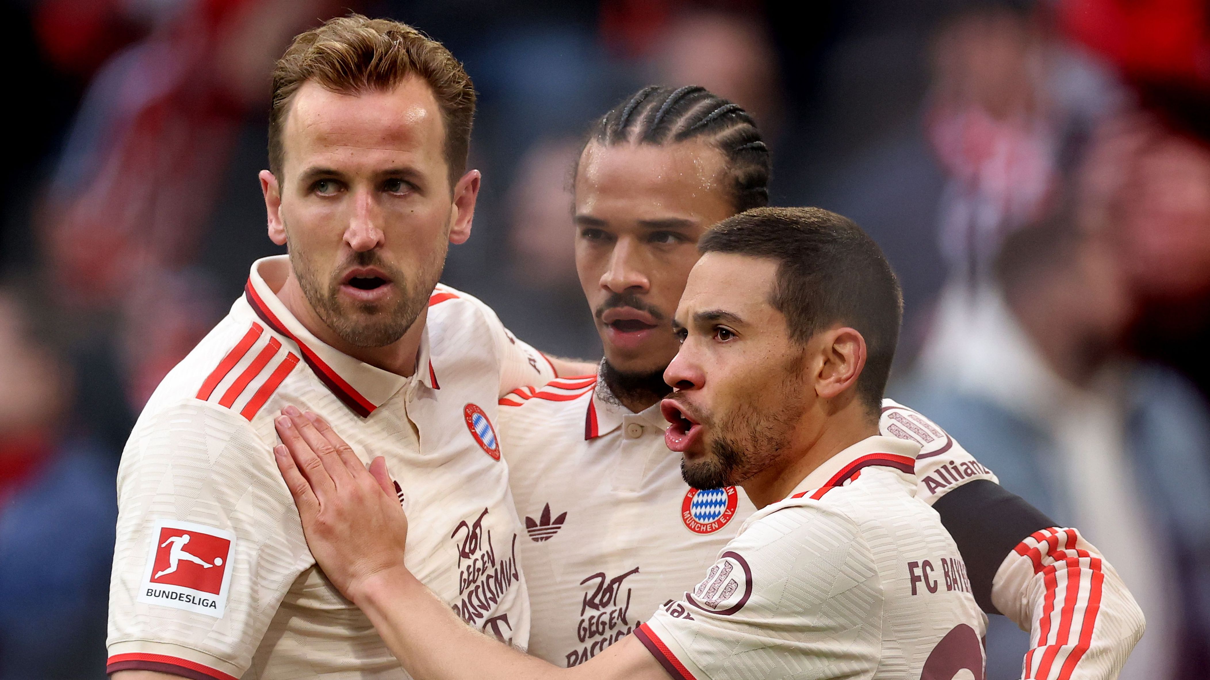 FC Bayern München v FC St. Pauli 1910 - Bundesliga