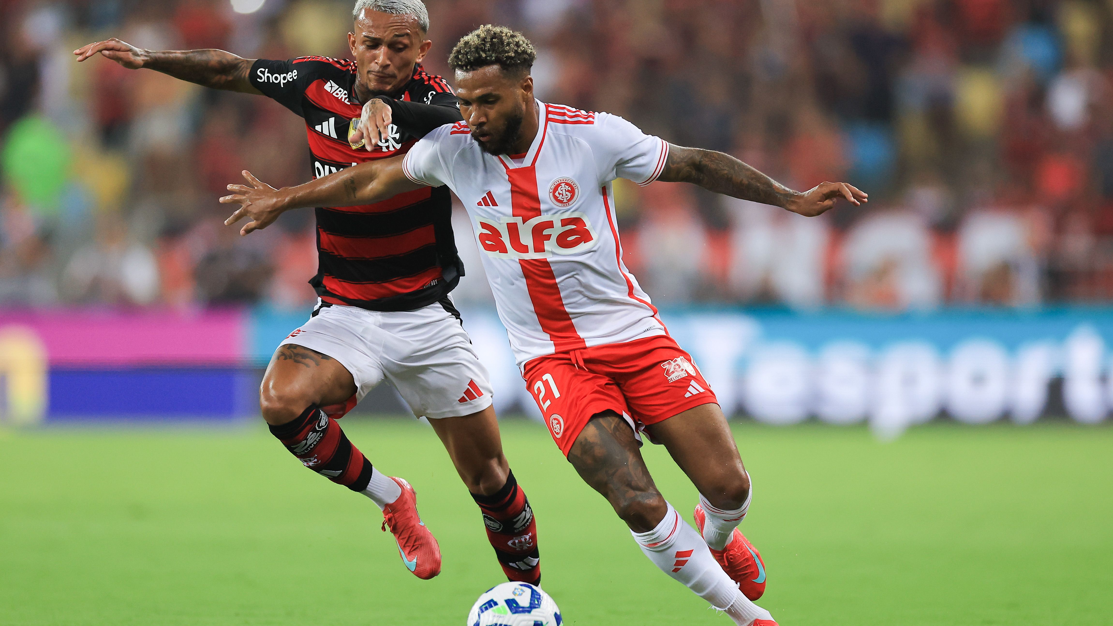 Flamengo v Internacional - Brasileirao 2025