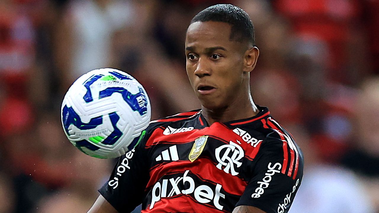 Flamengo v Internacional - Brasileirao 2025