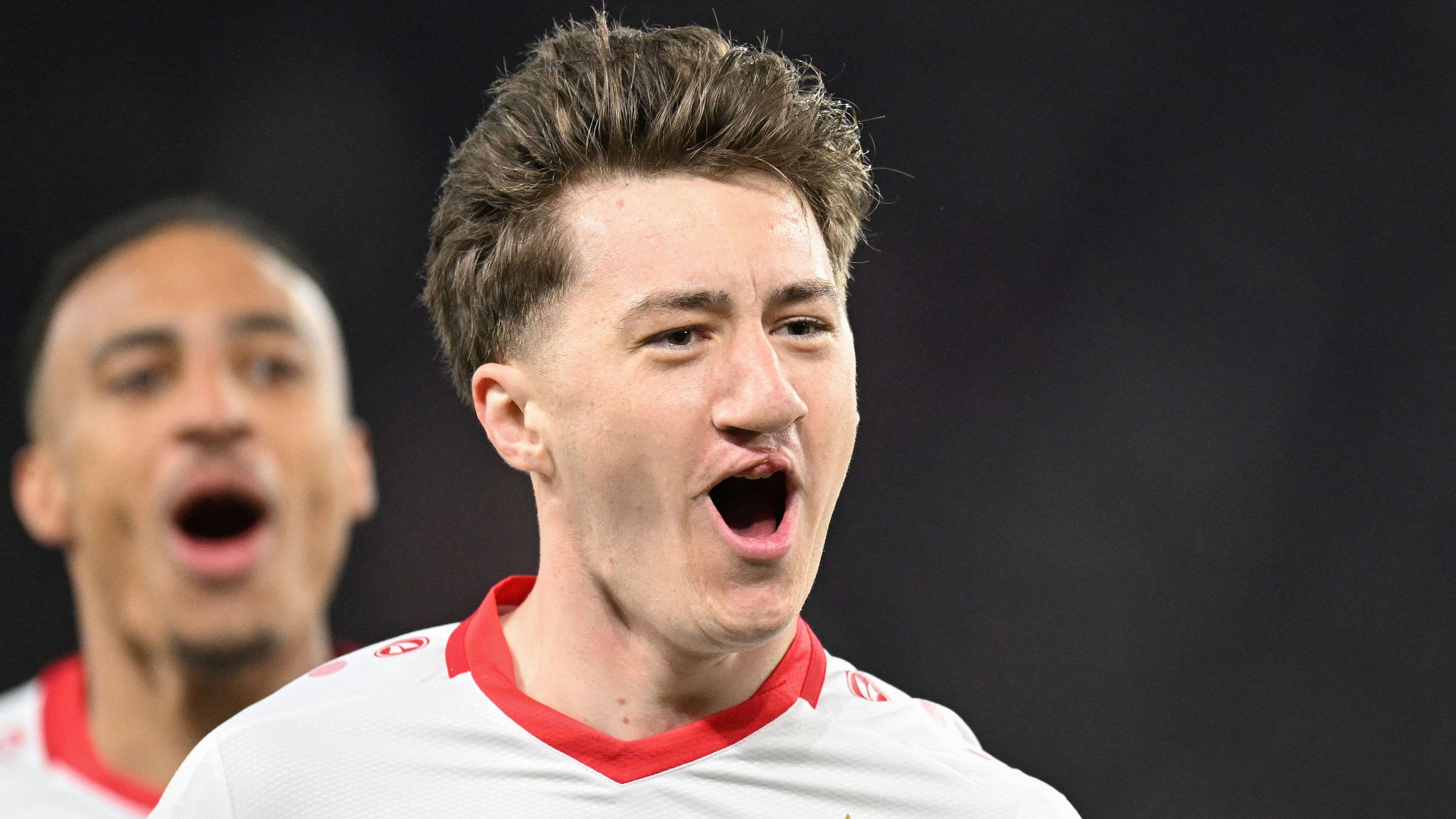 FBL-GER-CUP-STUTTGART-LEIPZIG