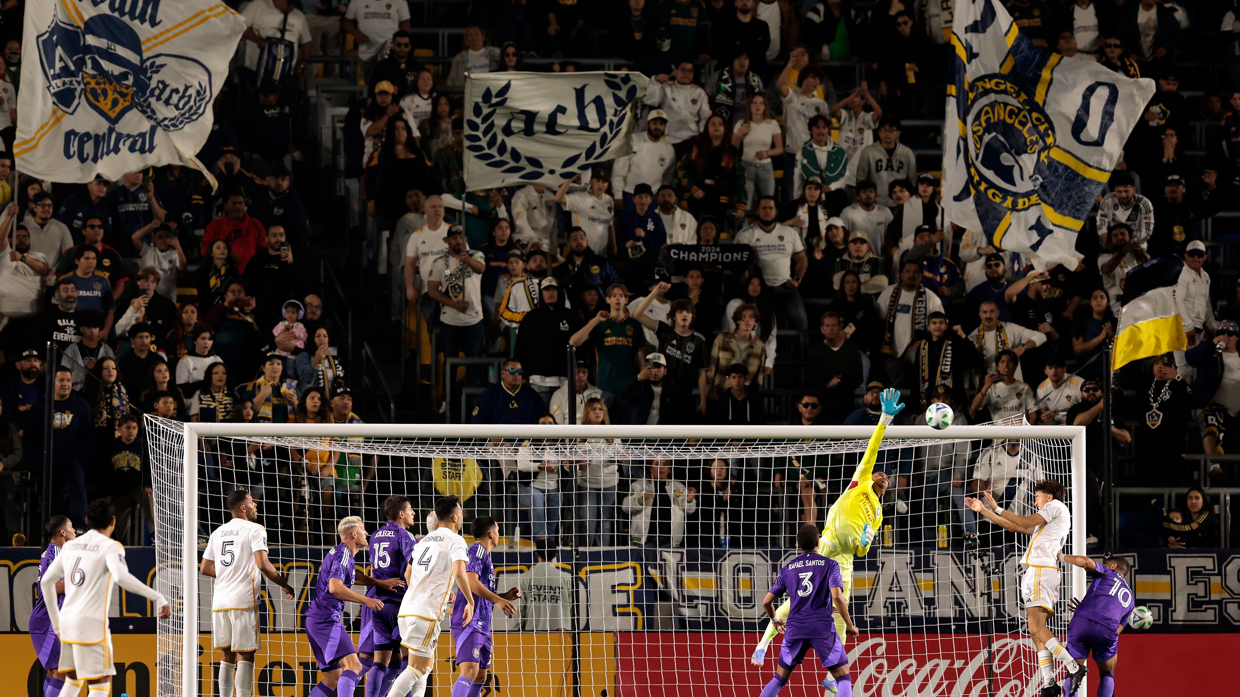 LA Galaxy v Orlando City