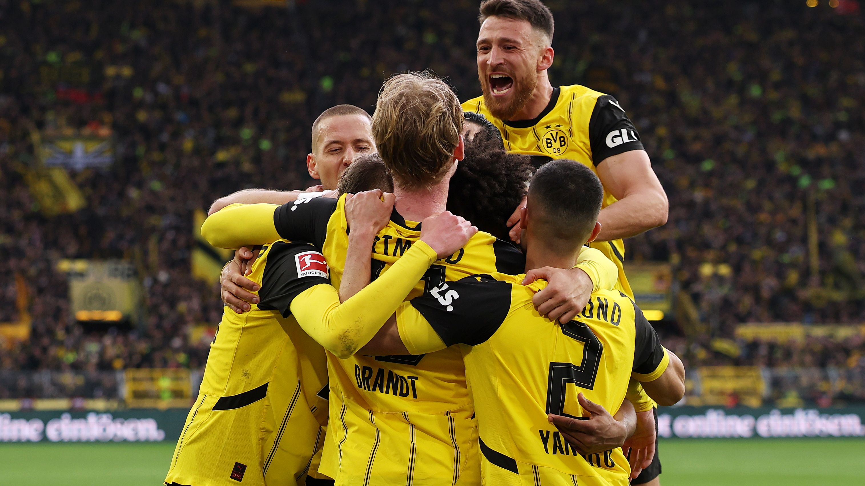 Borussia Dortmund v 1. FSV Mainz 05 - Bundesliga