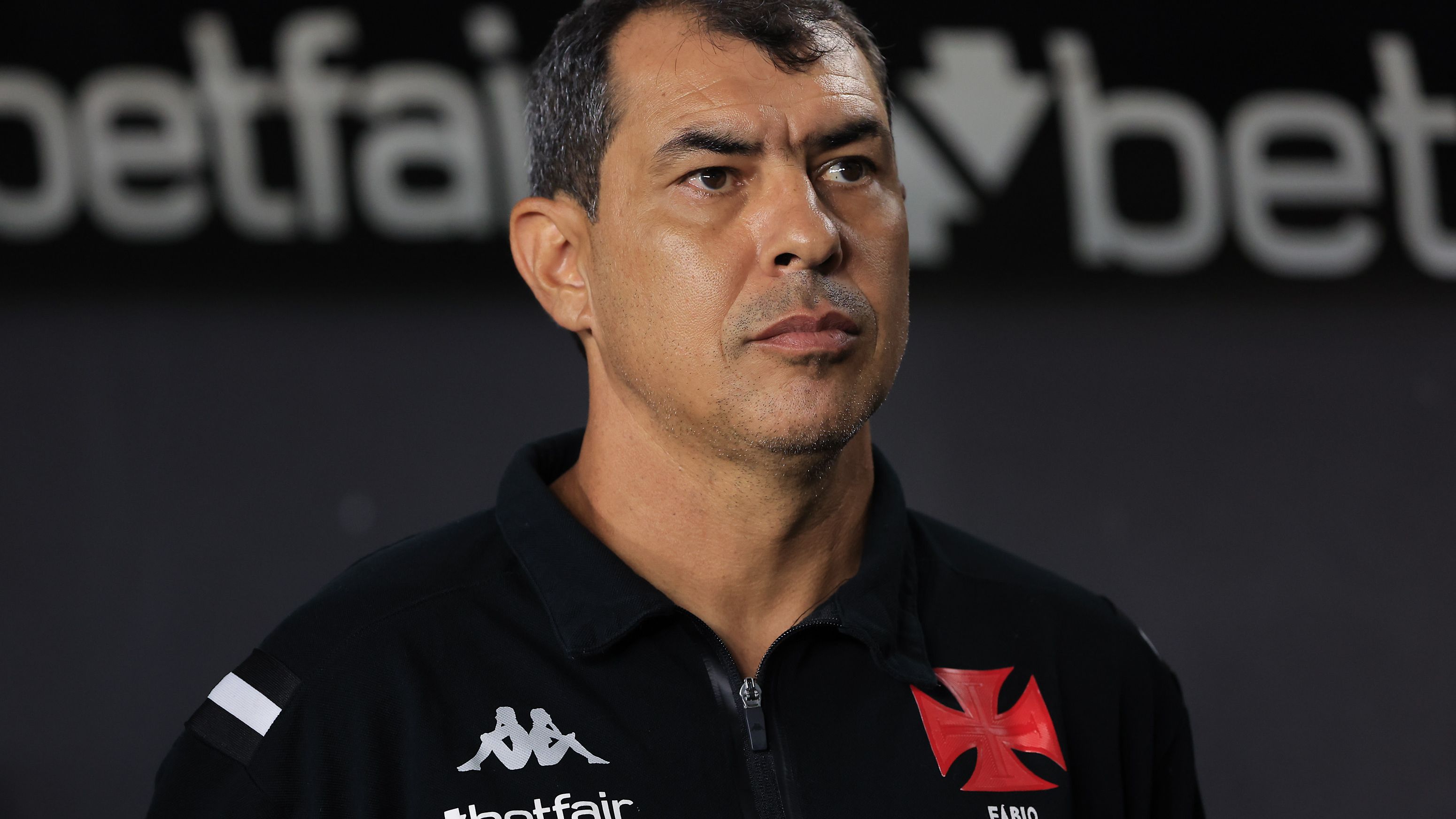 Vasco Da Gama v Santos - Brasileirao 2025