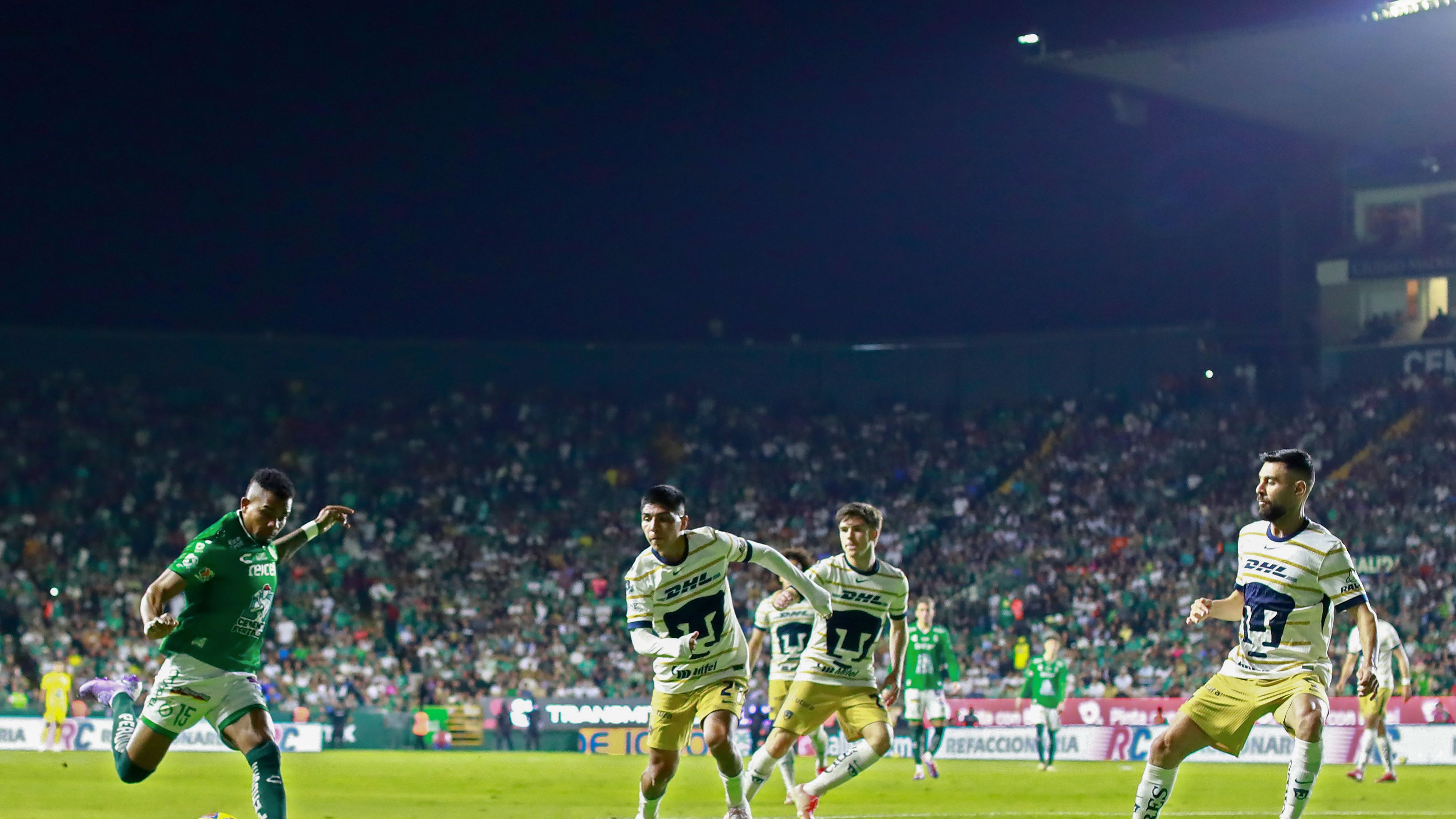 Leon v Pumas UNAM - Torneo Clausura 2025 Liga MX