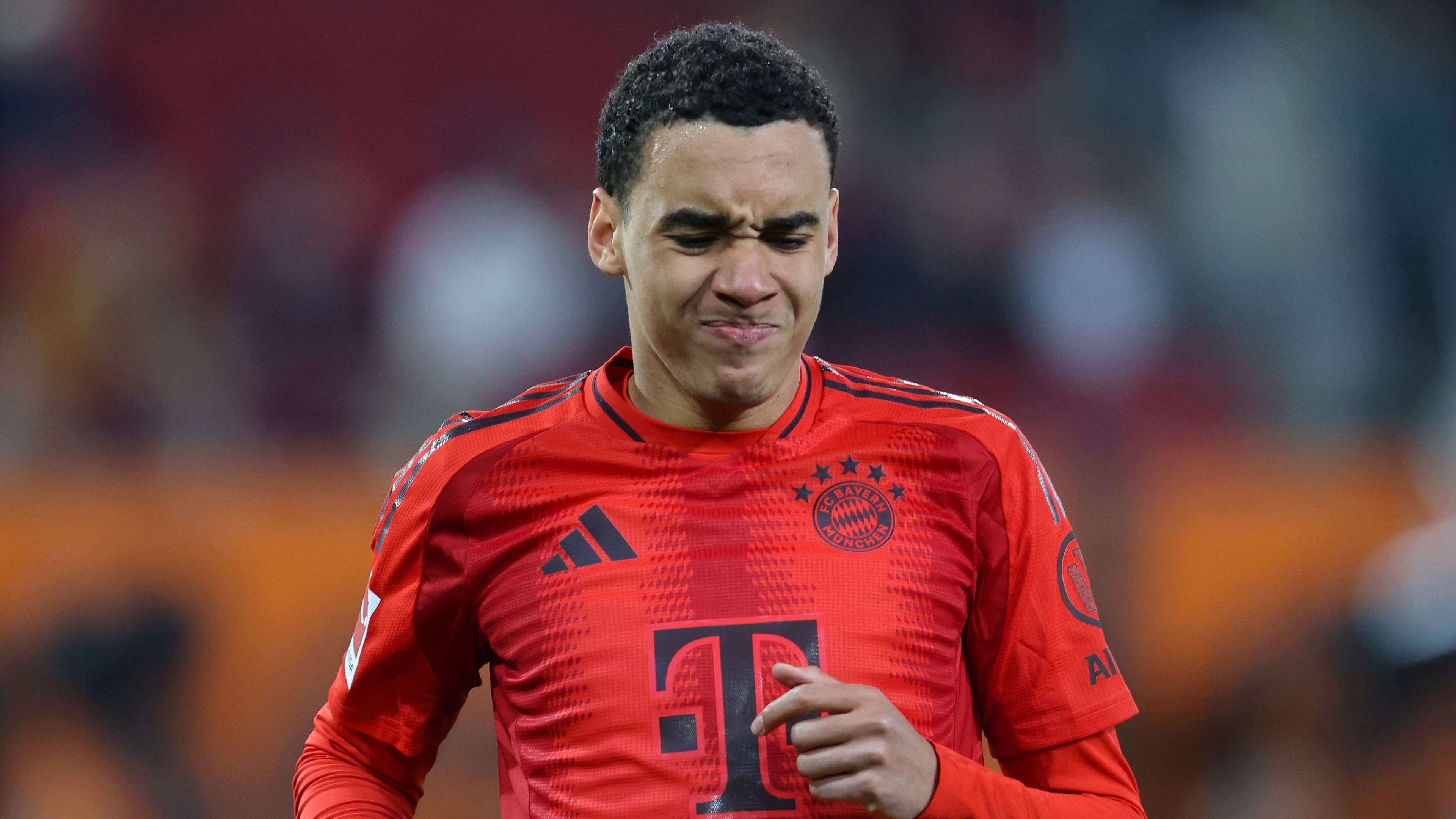 FBL-GER-BUNDESLIGA-AUGSBURG-BAYERN MUNICH