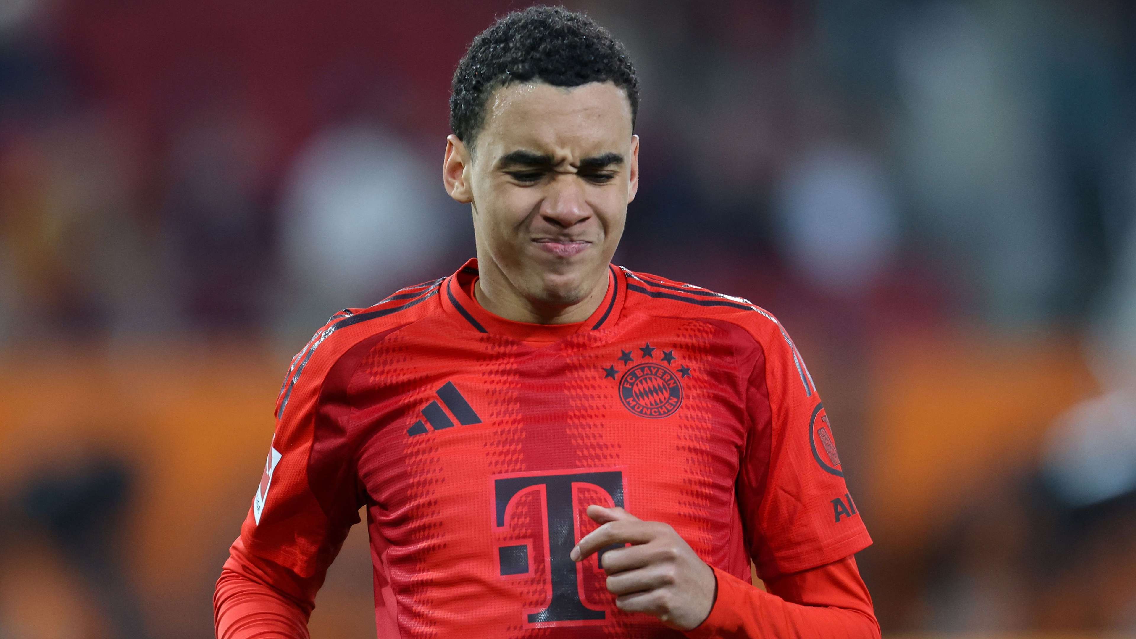 FBL-GER-BUNDESLIGA-AUGSBURG-BAYERN MUNICH