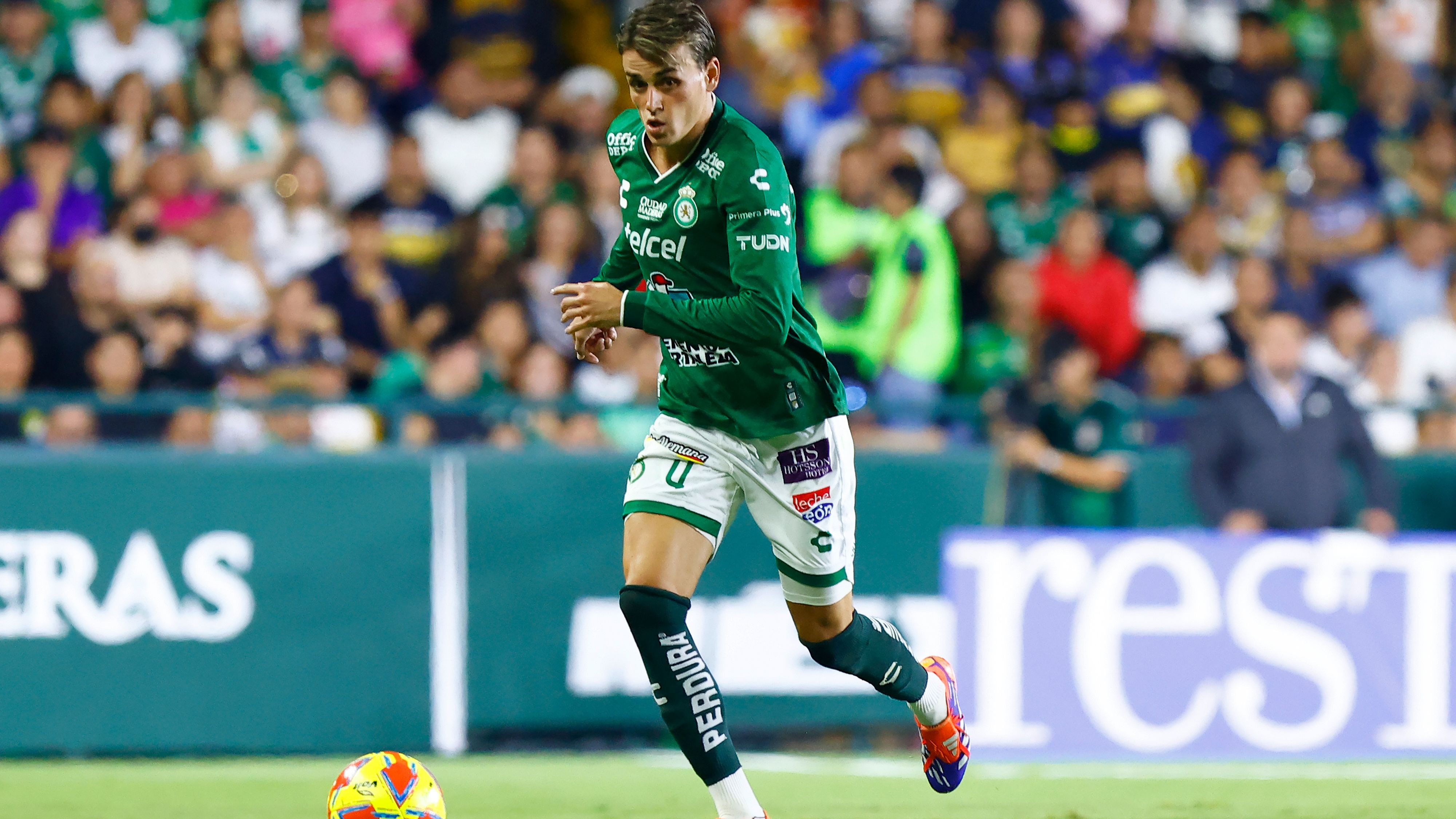 Leon v Pumas UNAM - Torneo Clausura 2025 Liga MX