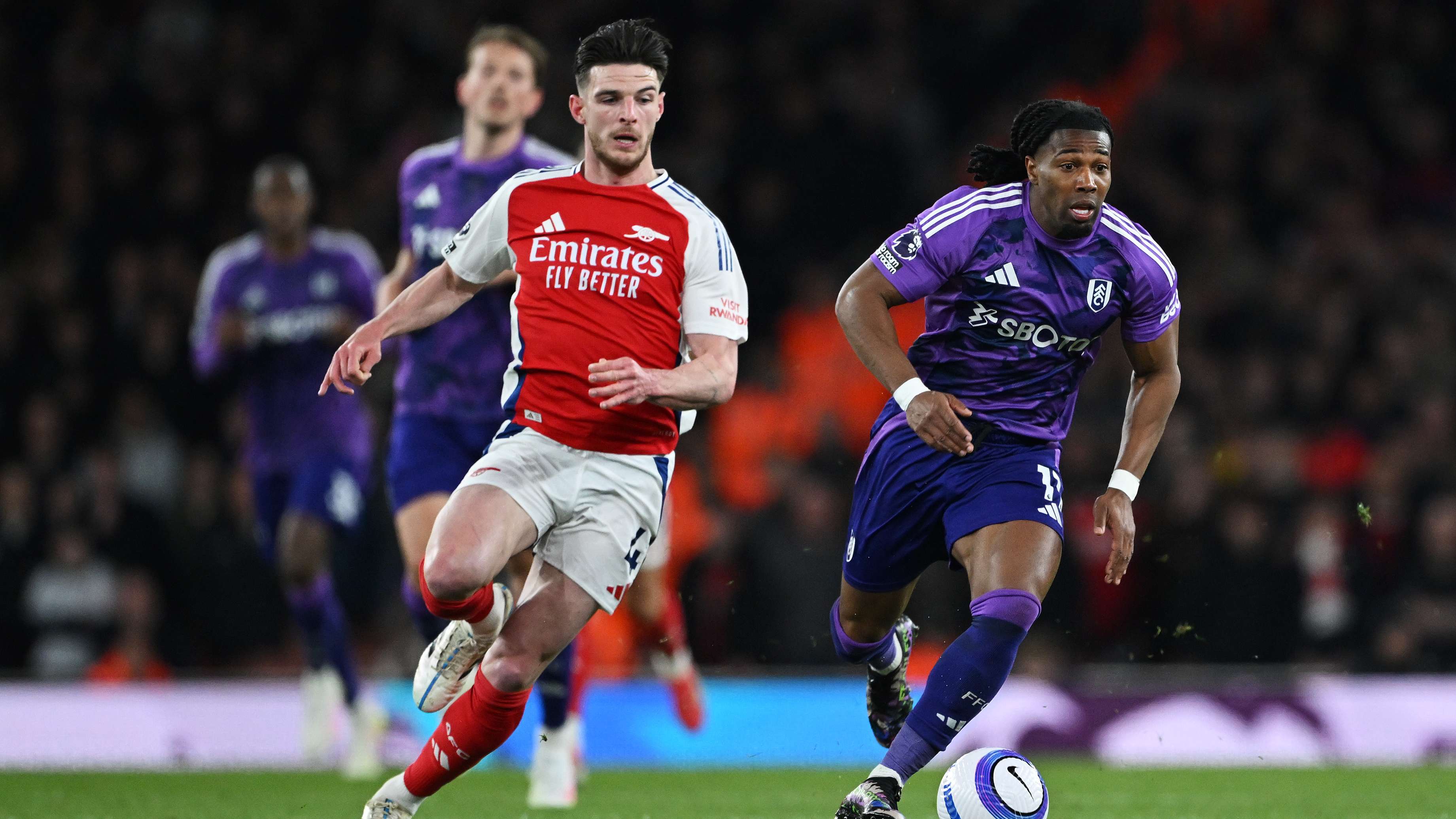 Arsenal FC v Fulham FC - Premier League