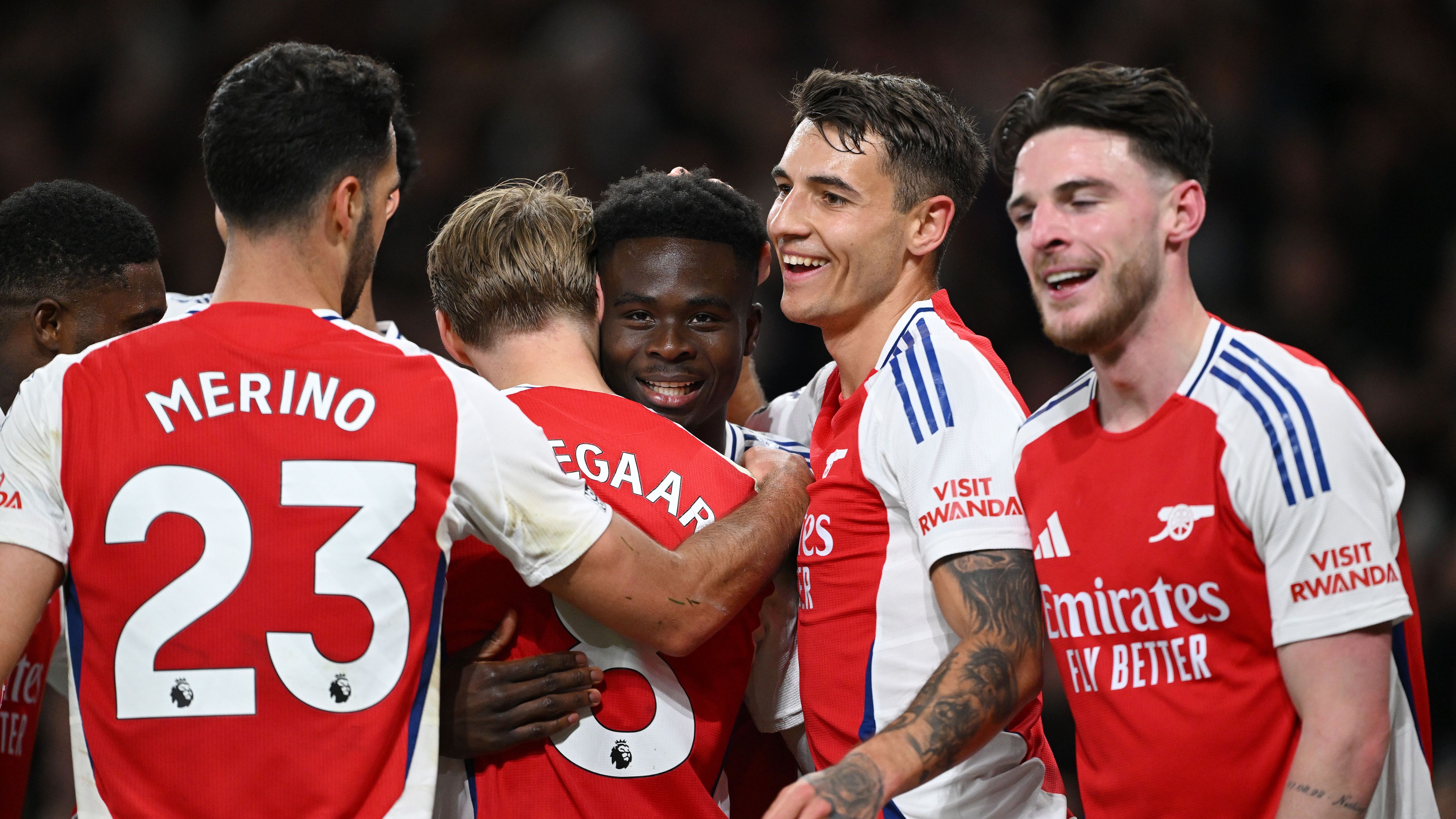 Arsenal FC v Fulham FC - Premier League