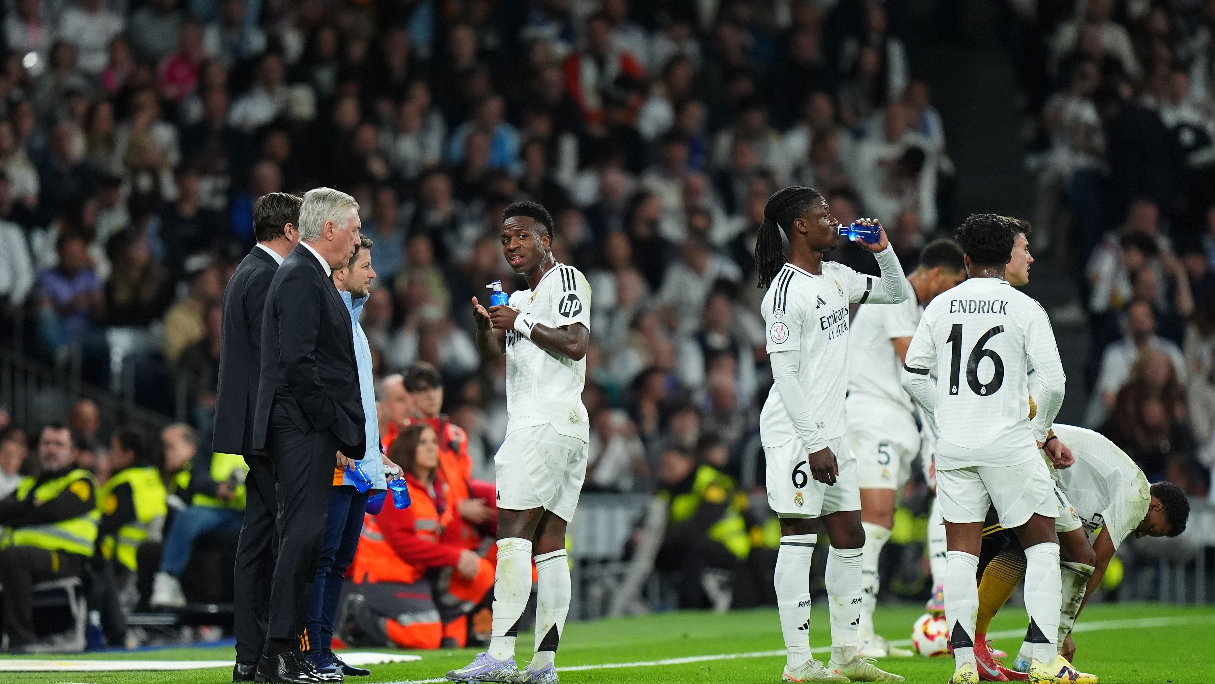 Real Madrid v Real Sociedad - Copa del Rey