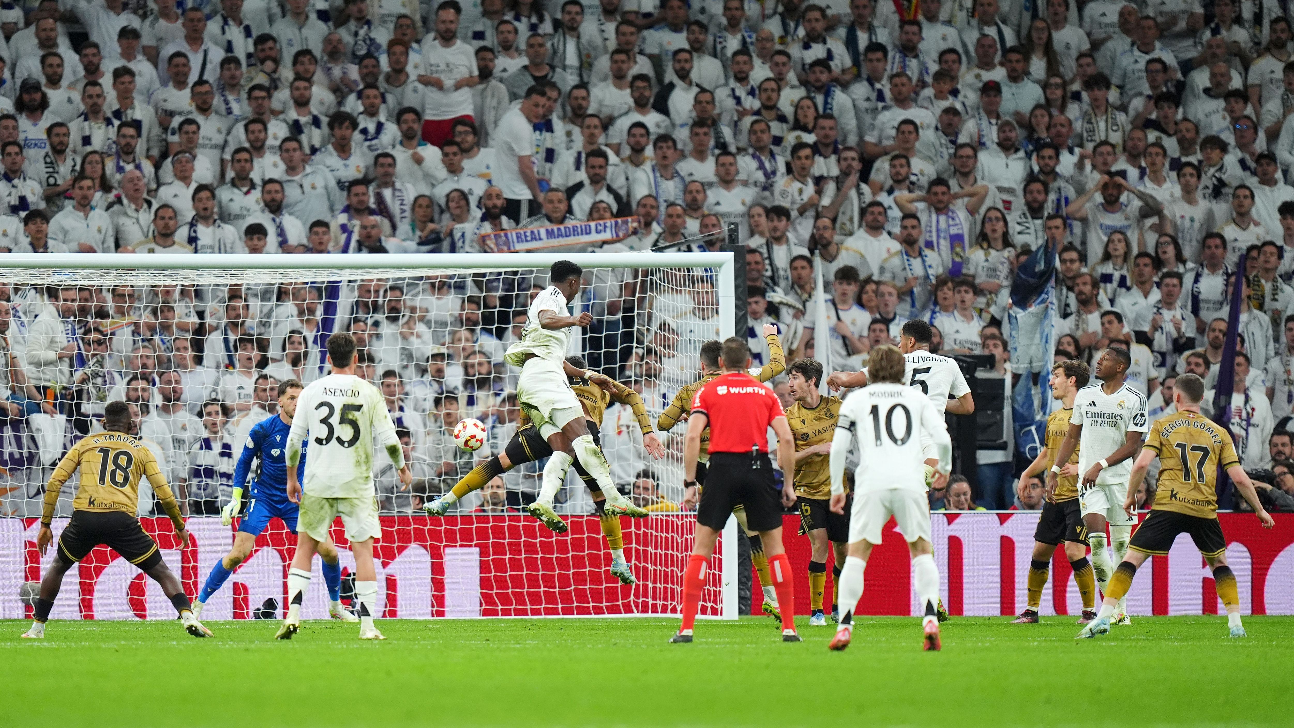 Real Madrid v Real Sociedad - Copa del Rey