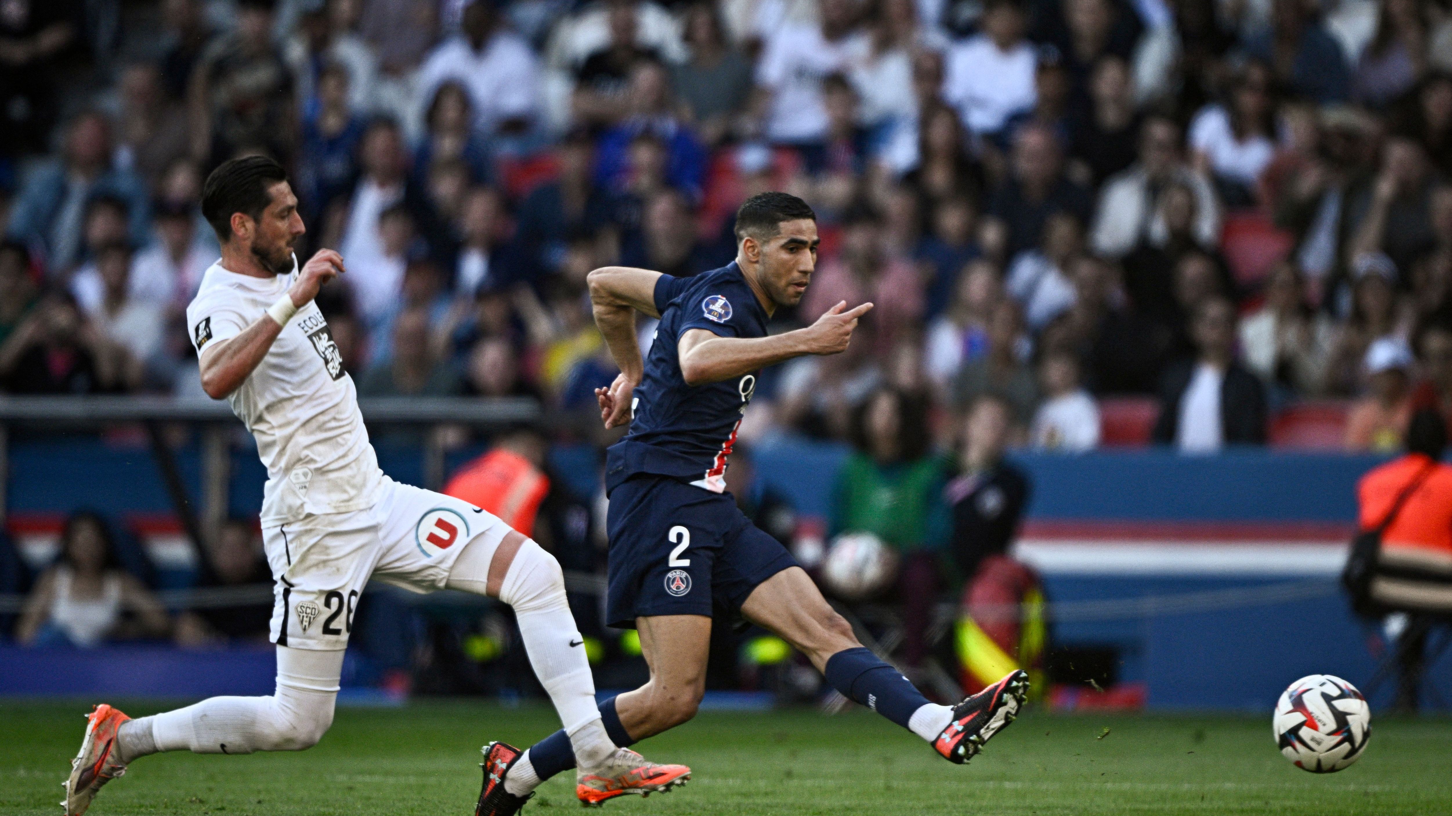 FBL-FRA-LIGUE1-PSG-ANGERS
